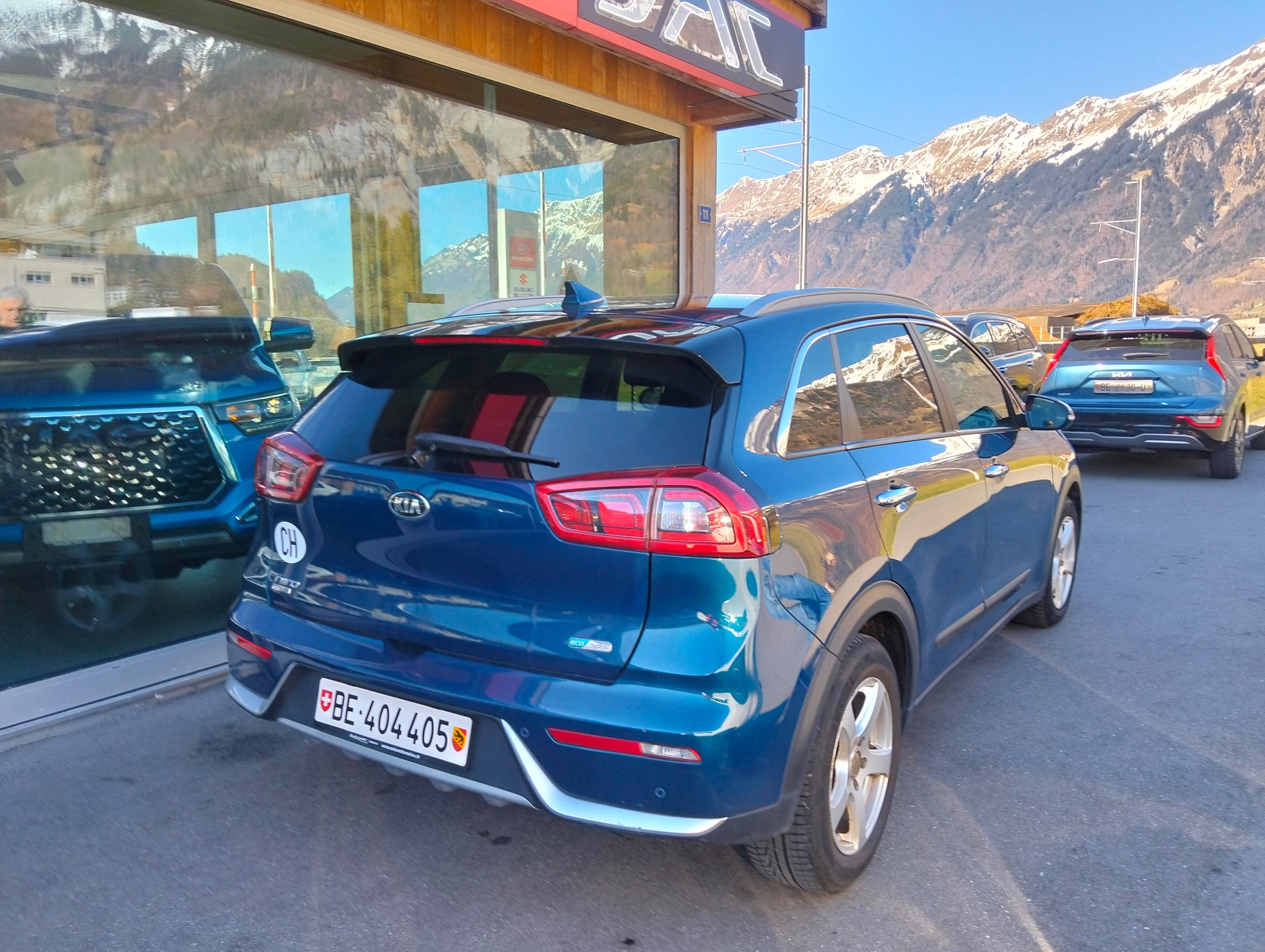 KIA Niro 1.6GDi Hybrid Style DCT-image-4