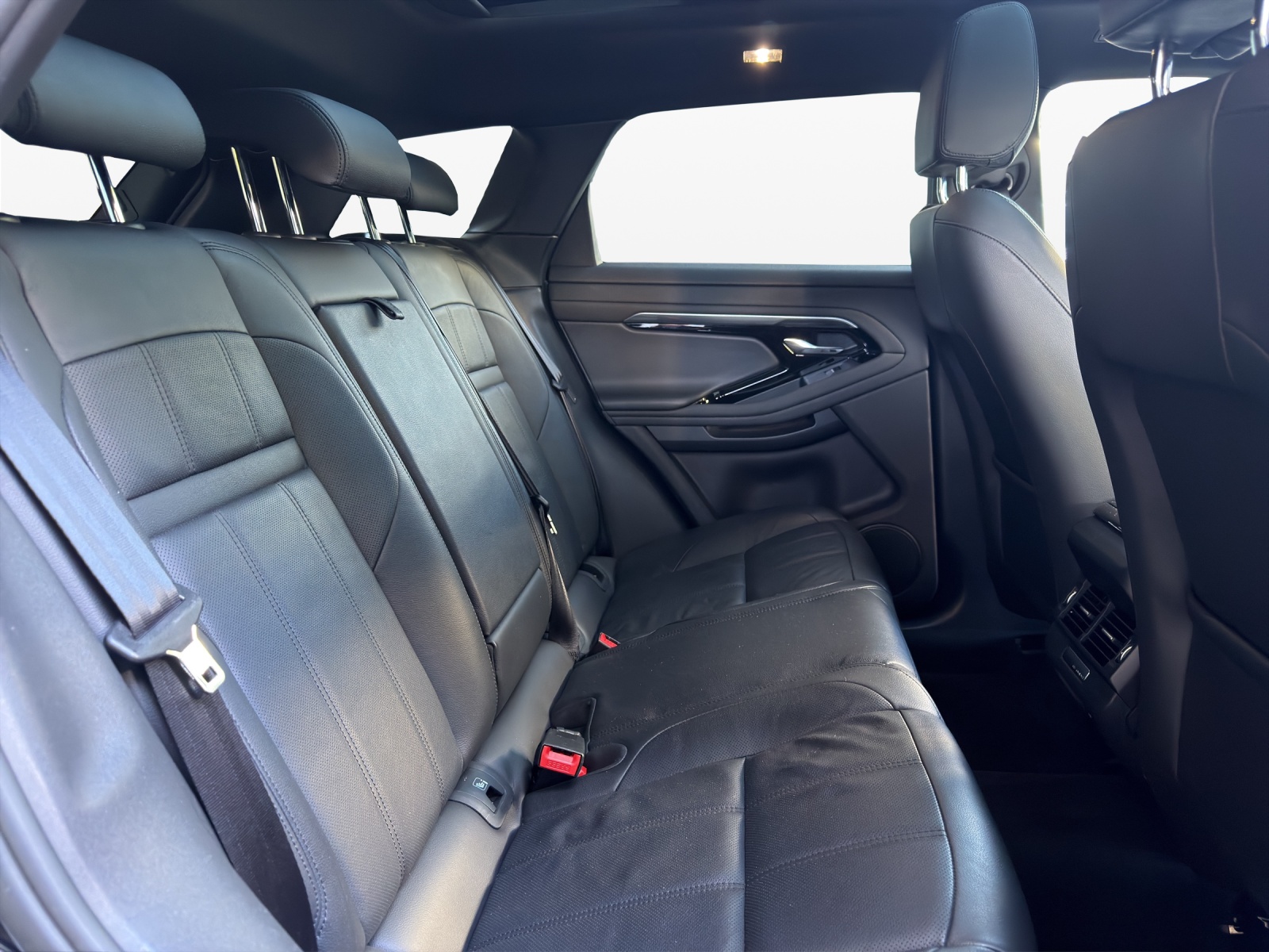 LAND ROVER Range Rover Evoque P 200 MHEV AT9-image-18