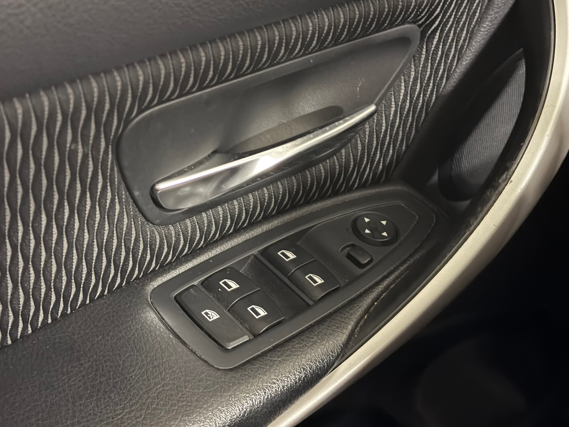 BMW 335i Touring Steptronic-image-12