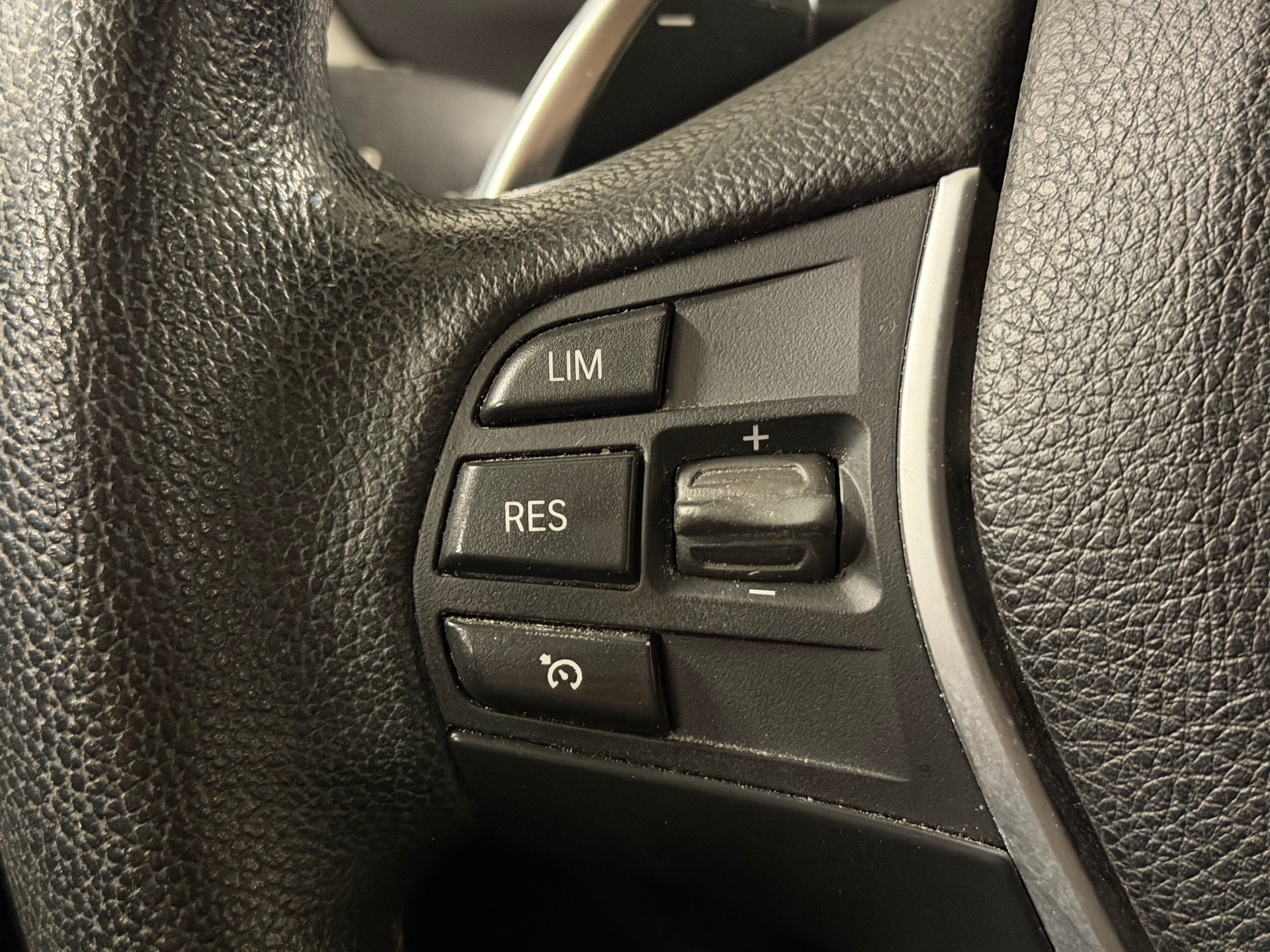 BMW 335i Touring Steptronic-image-14