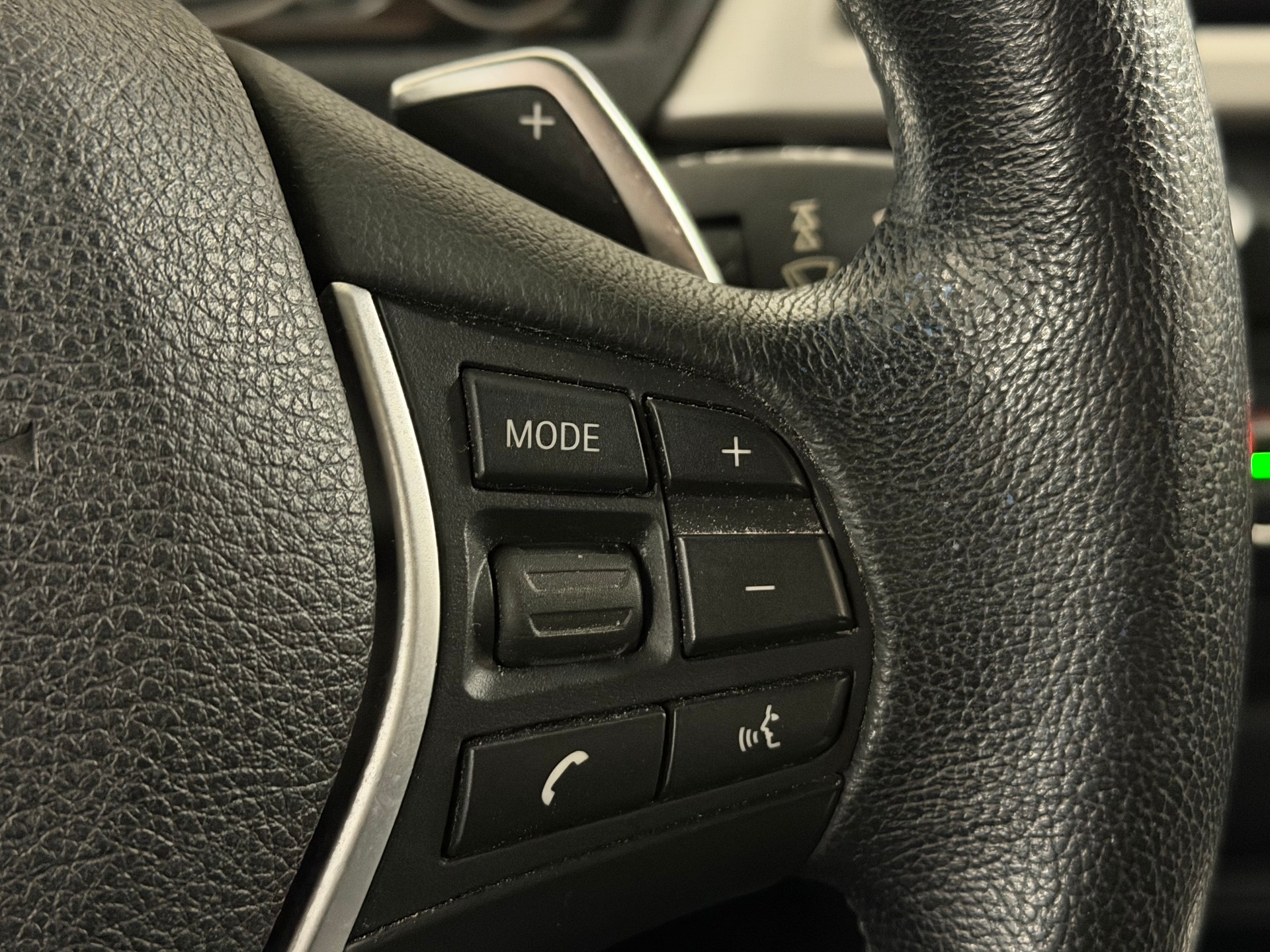 BMW 335i Touring Steptronic-image-15