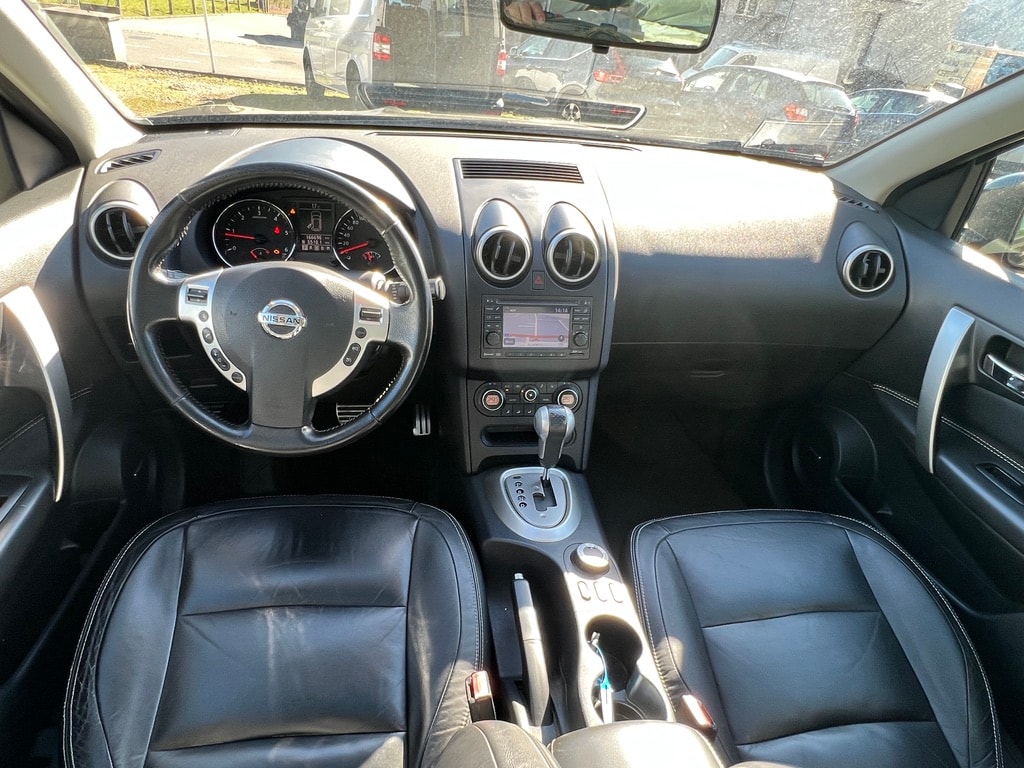 NISSAN Qashqai +2 2.0 dCi 4WD acenta Automatic-image-9