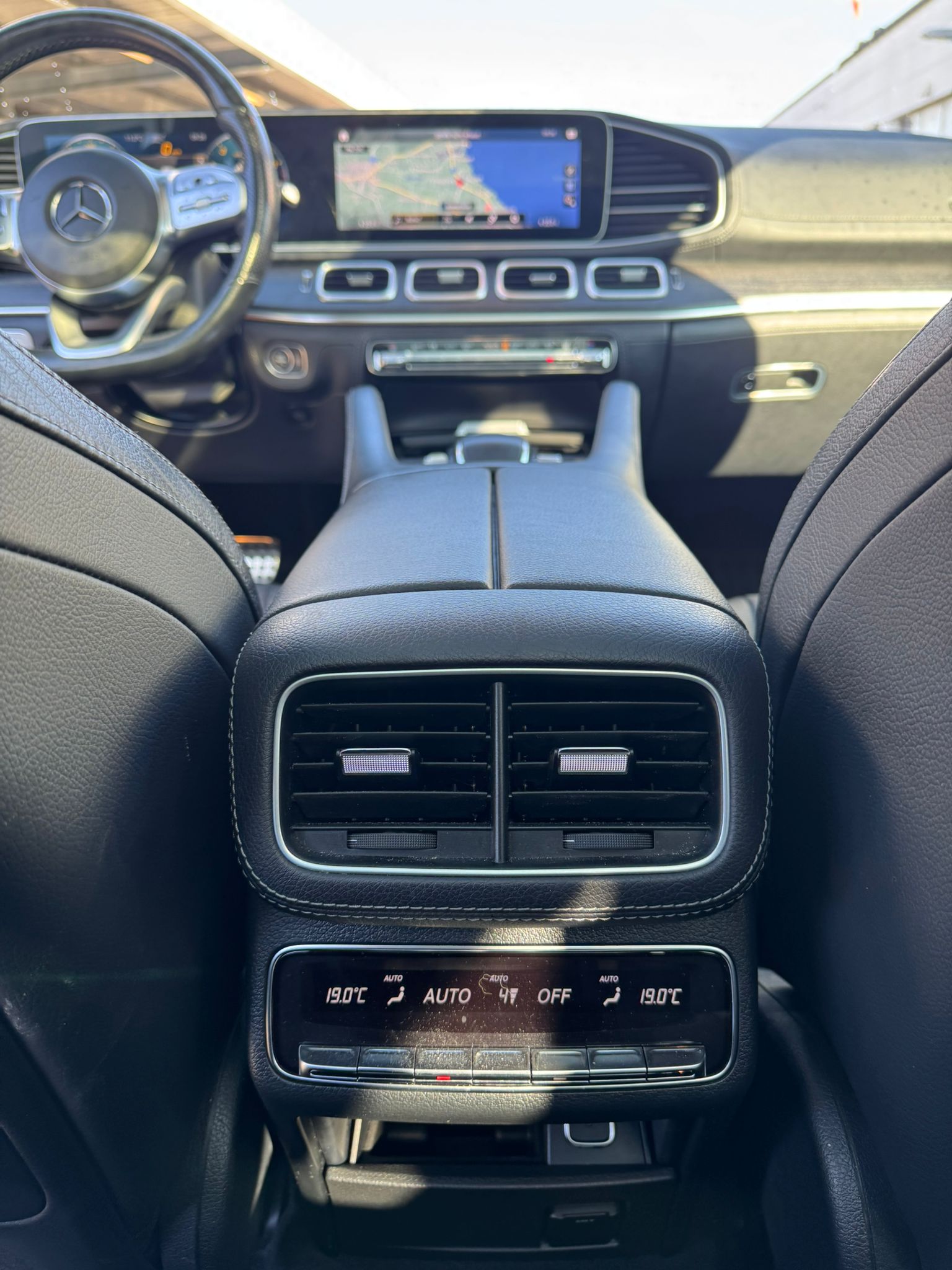 MERCEDES-BENZ GLE 450 4Matic AMG Line 9G-Tronic-image-13