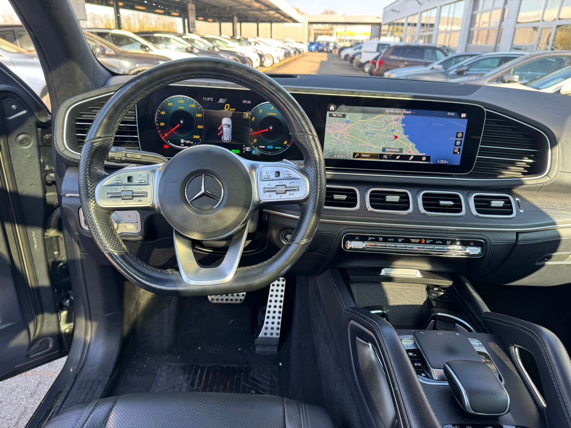 MERCEDES-BENZ GLE 450 4Matic AMG Line 9G-Tronic-image-12