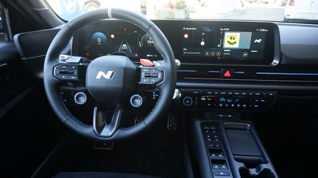 HYUNDAI Ioniq 6 84kWh N 4WD-image-11
