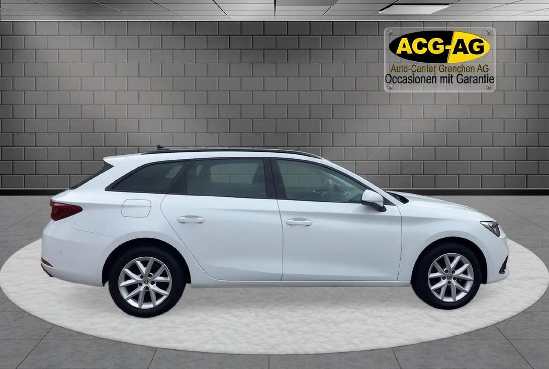 SEAT Leon ST 2.0 TDI EVO DSG Style ** Full Digital Cockpit ** Parklehnassistanz **Gr.Navi ** Parkhilfe v+h ** Speedlimiter ** D-ACC-image-5