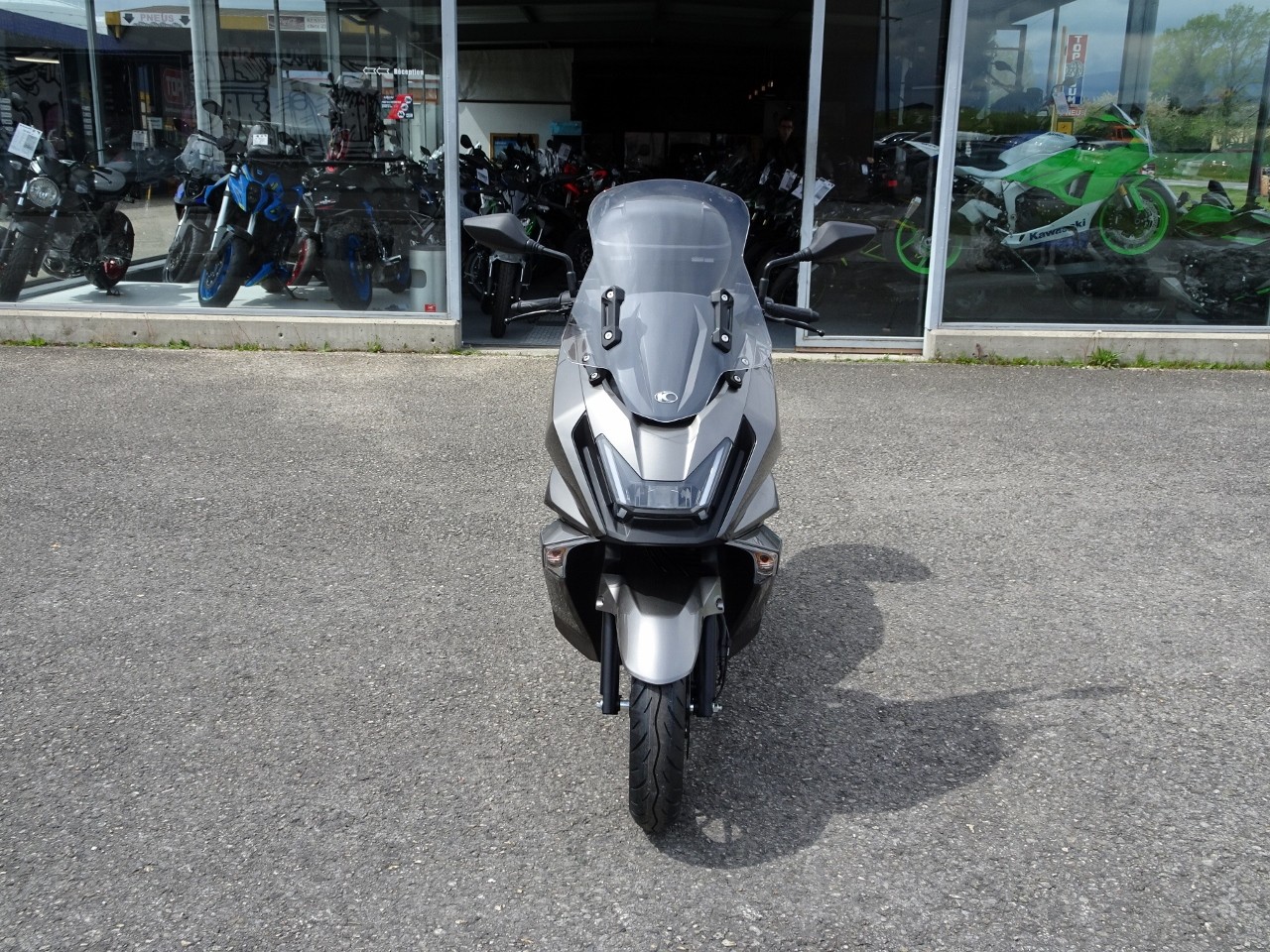 KYMCO Sky Town 125 Topcase-showroom-element-2