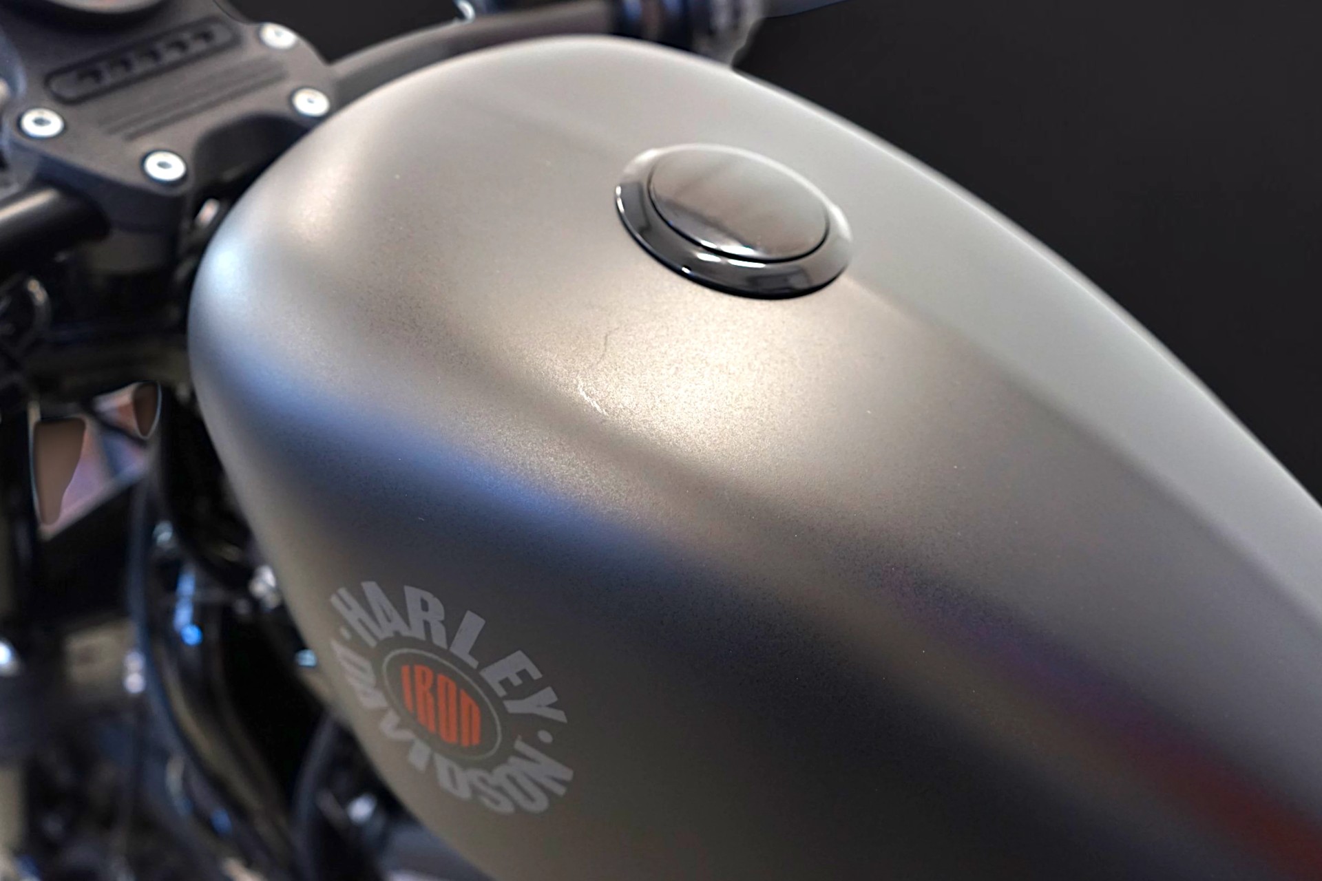 HARLEY-DAVIDSON XL 883 N Sportster Iron ABS-image-4