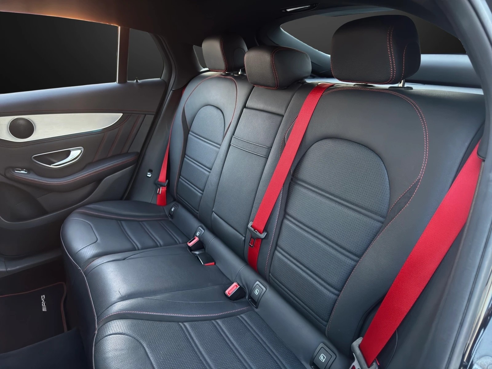 MERCEDES-BENZ GLC Coupé 43 AMG 4Matic 9G-Tronic-image-12