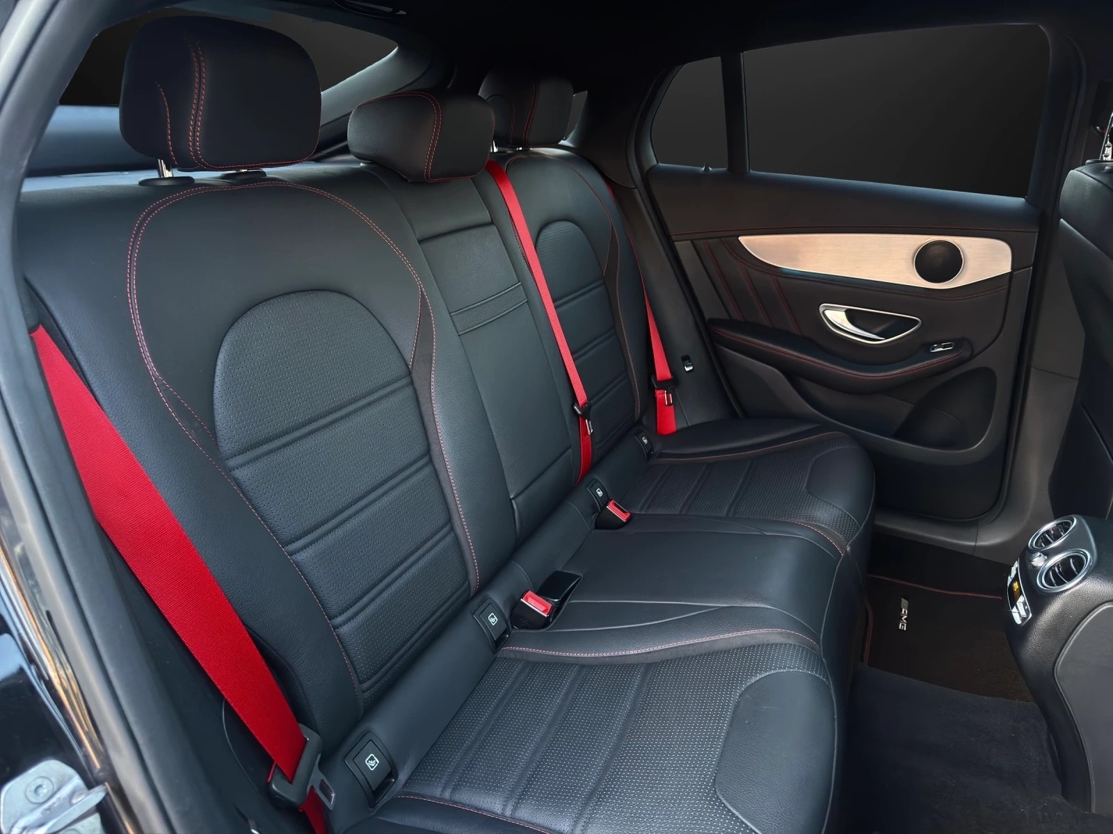 MERCEDES-BENZ GLC Coupé 43 AMG 4Matic 9G-Tronic-image-13