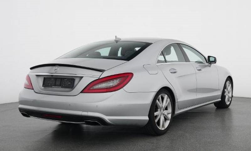 MERCEDES-BENZ CLS 500 4Matic 7G-Tronic-showroom-element-3