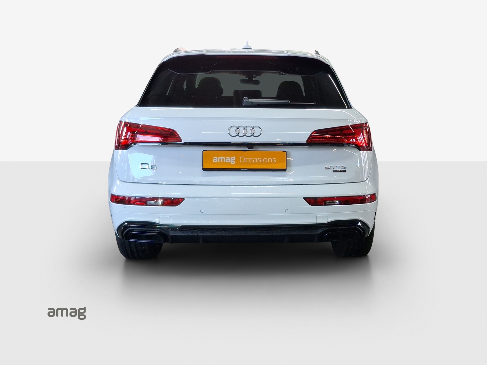 AUDI Q5 40 TDI S-line quattro S-tronic-image-3
