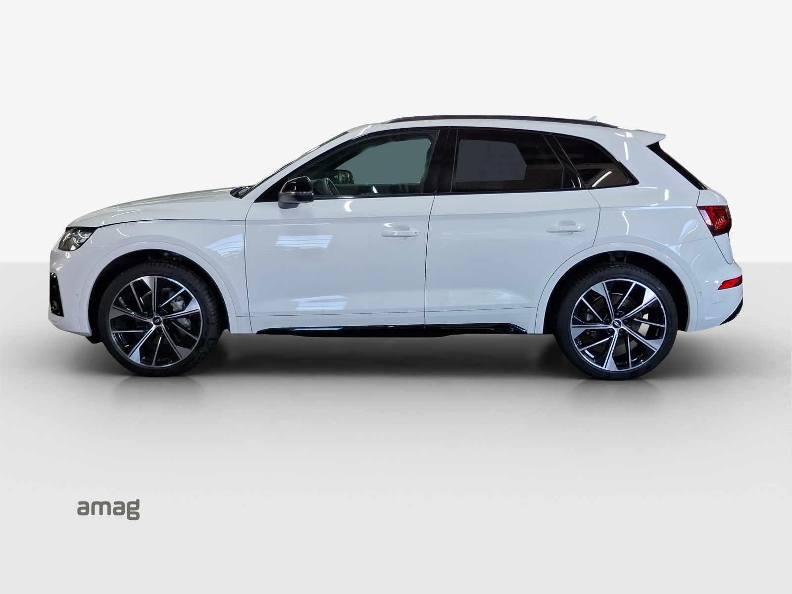 AUDI Q5 40 TDI S-line quattro S-tronic-image-1
