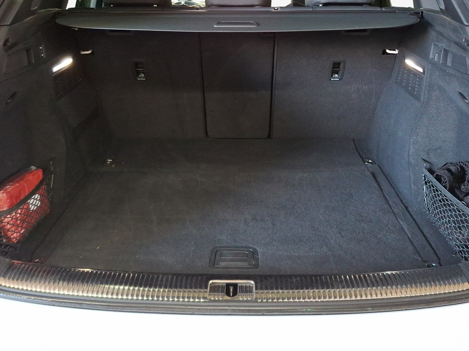 AUDI Q5 40 TDI S-line quattro S-tronic-image-12