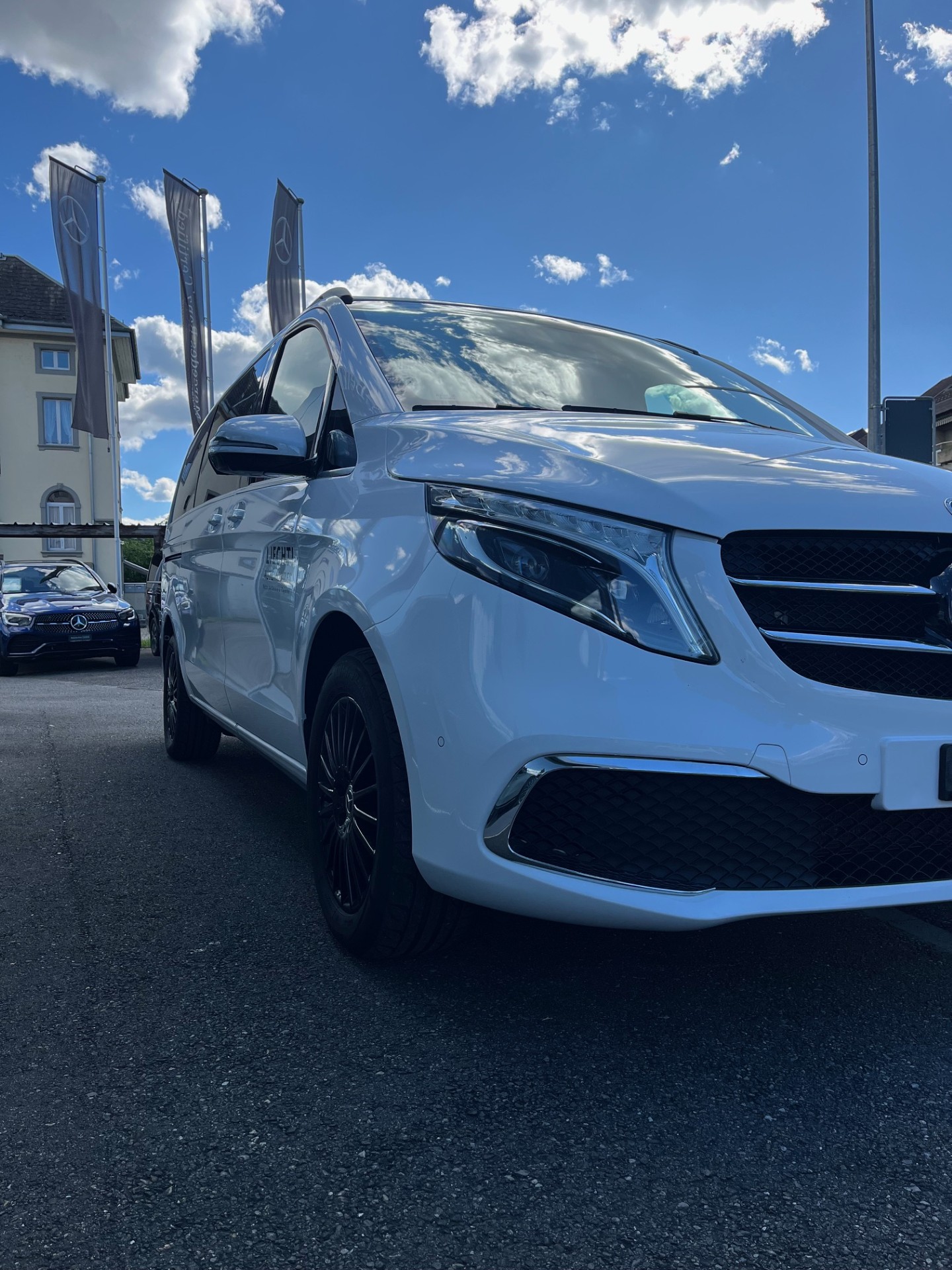 MERCEDES-BENZ V 300 d lang Avantgarde 4Matic 9G-Tronic-image-5