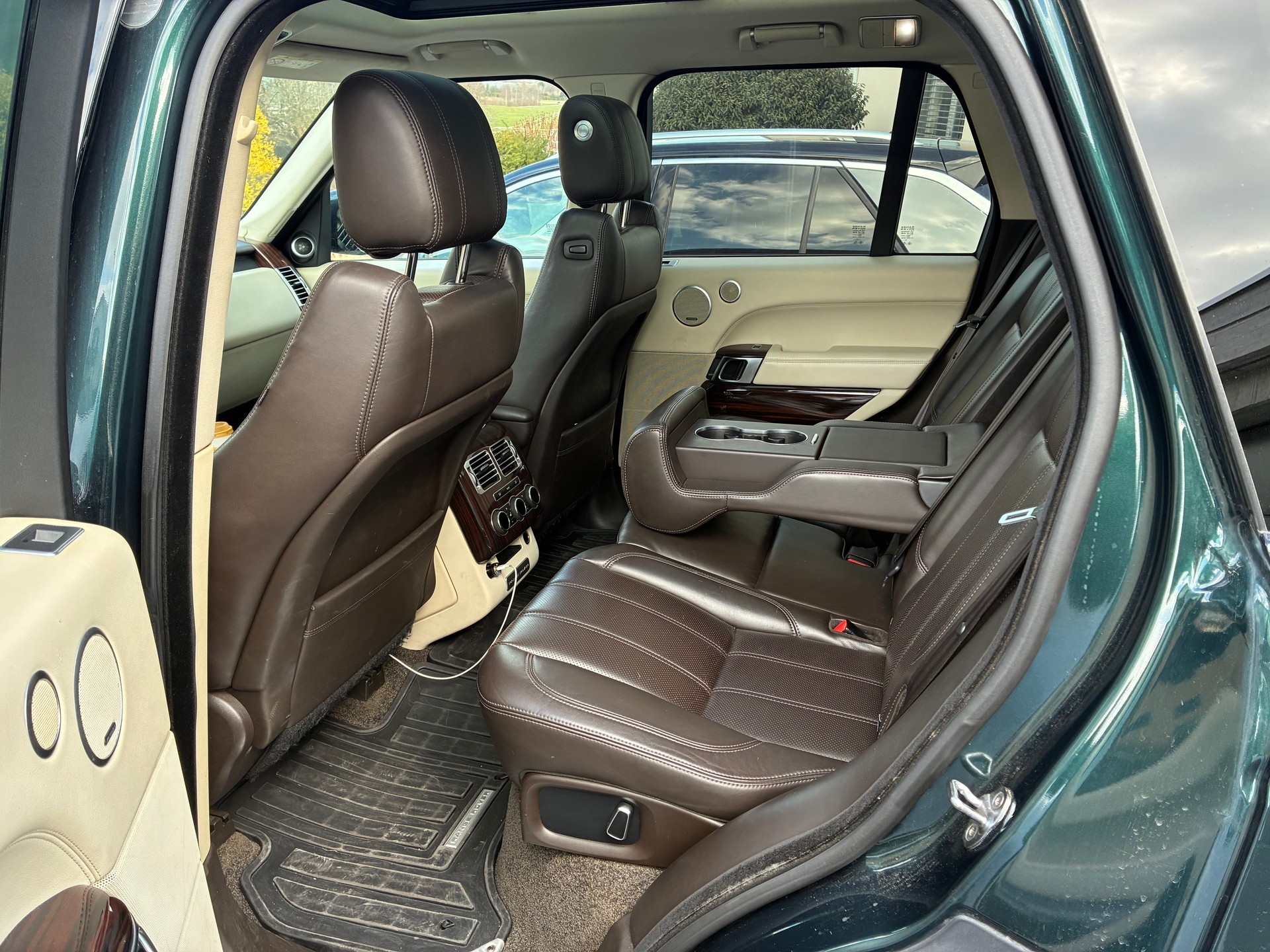 LAND ROVER Range Rover 4.4 SDV8 Vogue Automatic-image-5