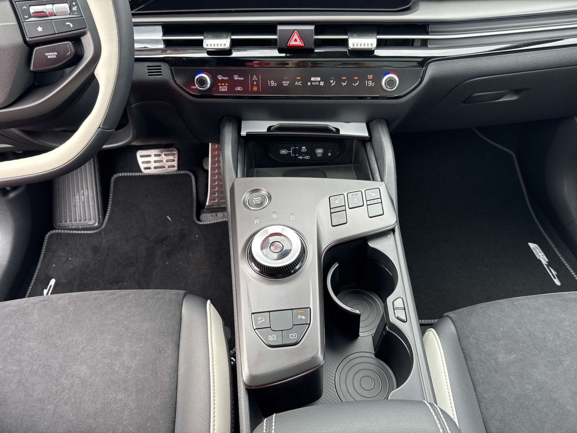 KIA Sportage 1.6T-GDi HEV GT-Line 239PS 4x4 Automat NEUES MODELL-image-11