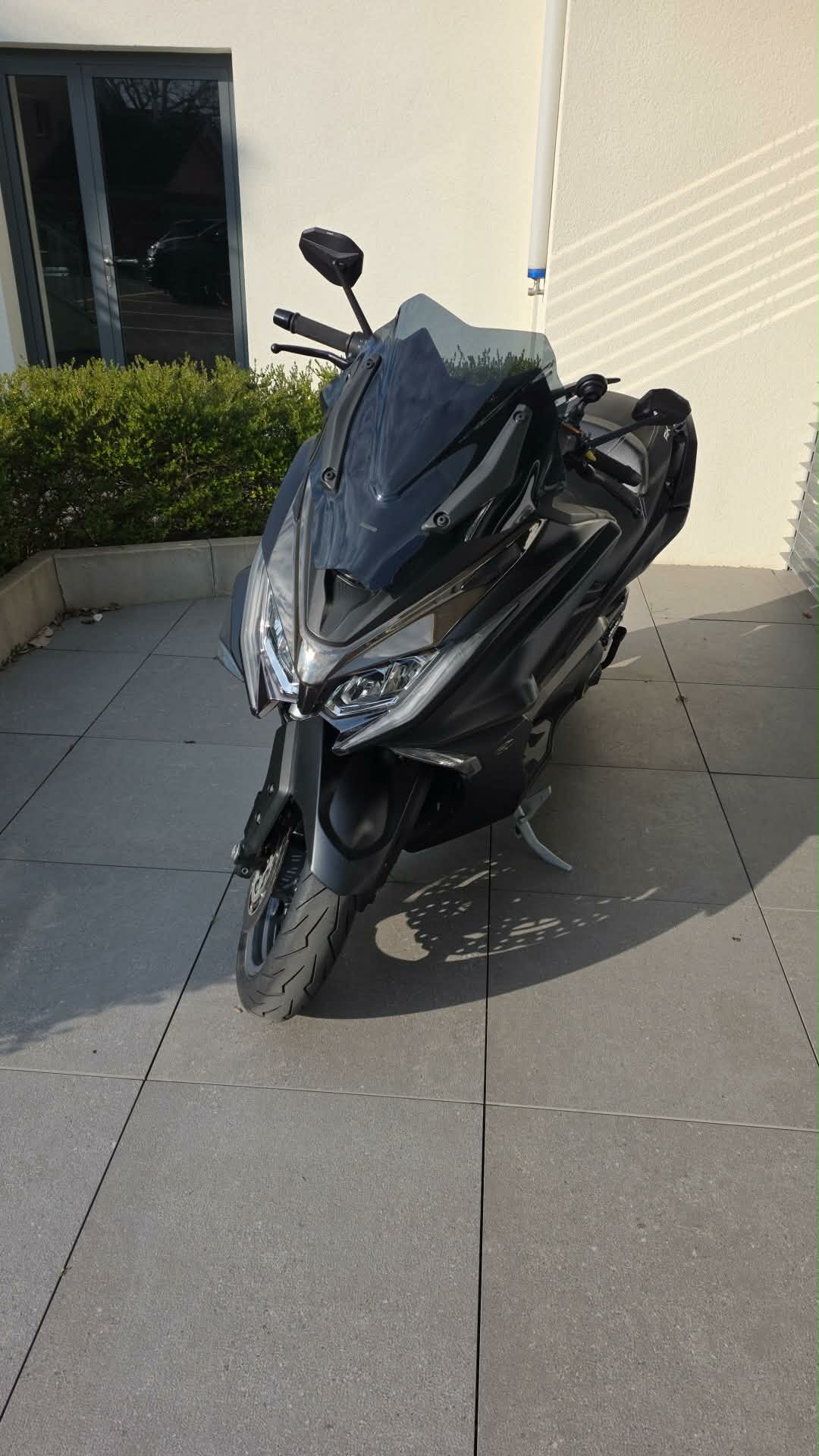 KYMCO AK