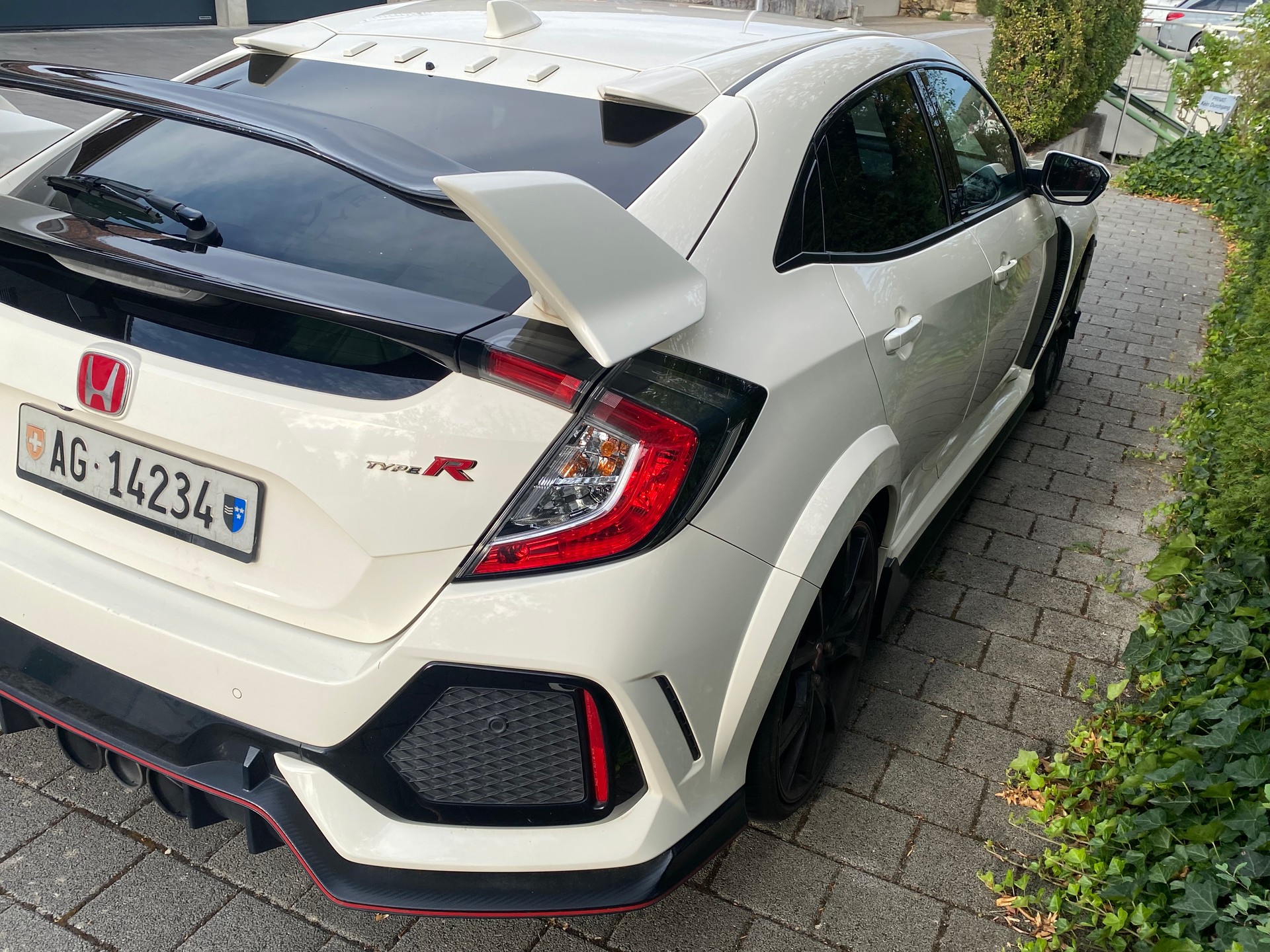 HONDA 2.0 Civic VTEC Type R / FRiSCH ab MFK + SERVICE + neue Bremsen hinten-image-3