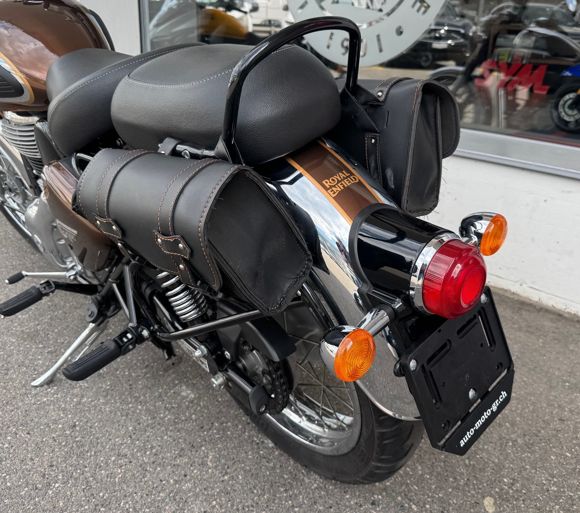 ROYAL ENFIELD Classic 350 Chrome-image-8