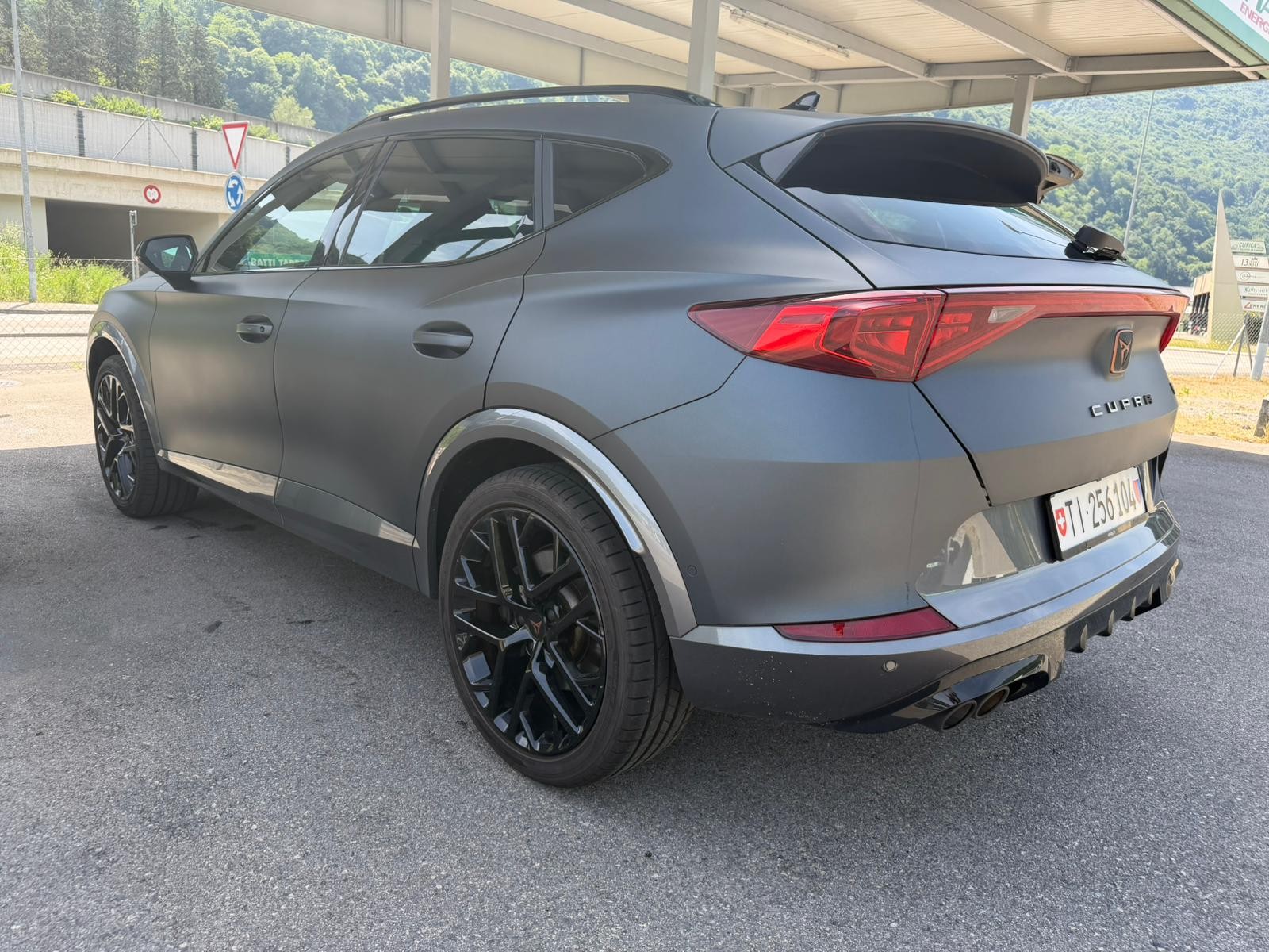 CUPRA 2.0 TSI VZ 4Drive DSG-image-1