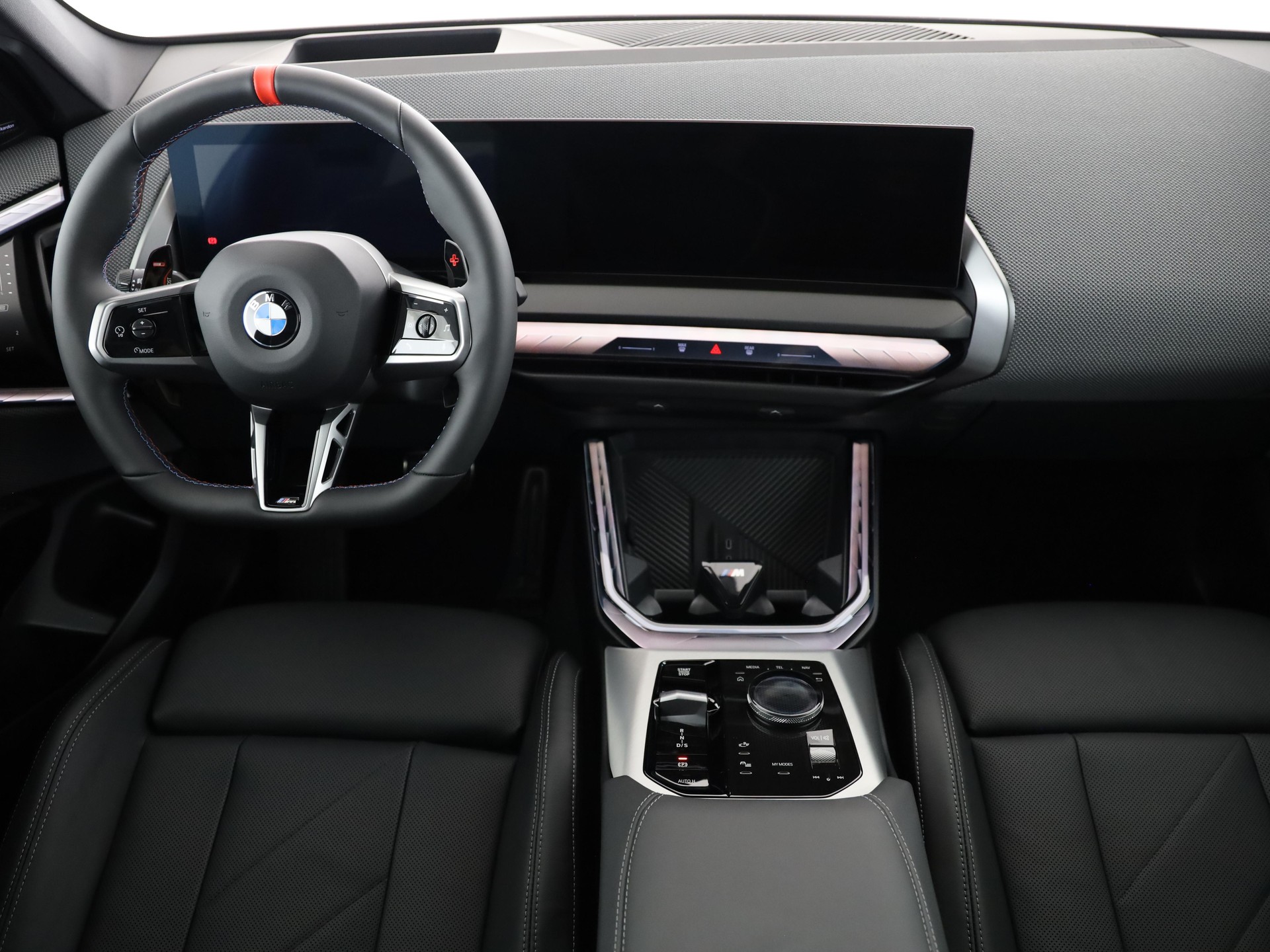 BMW X3 M50i-image-16