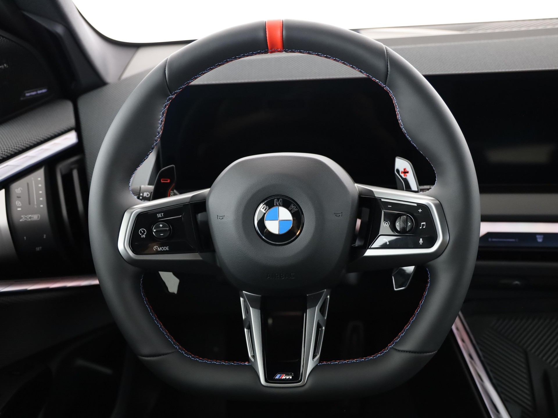 BMW X3 M50i-image-18