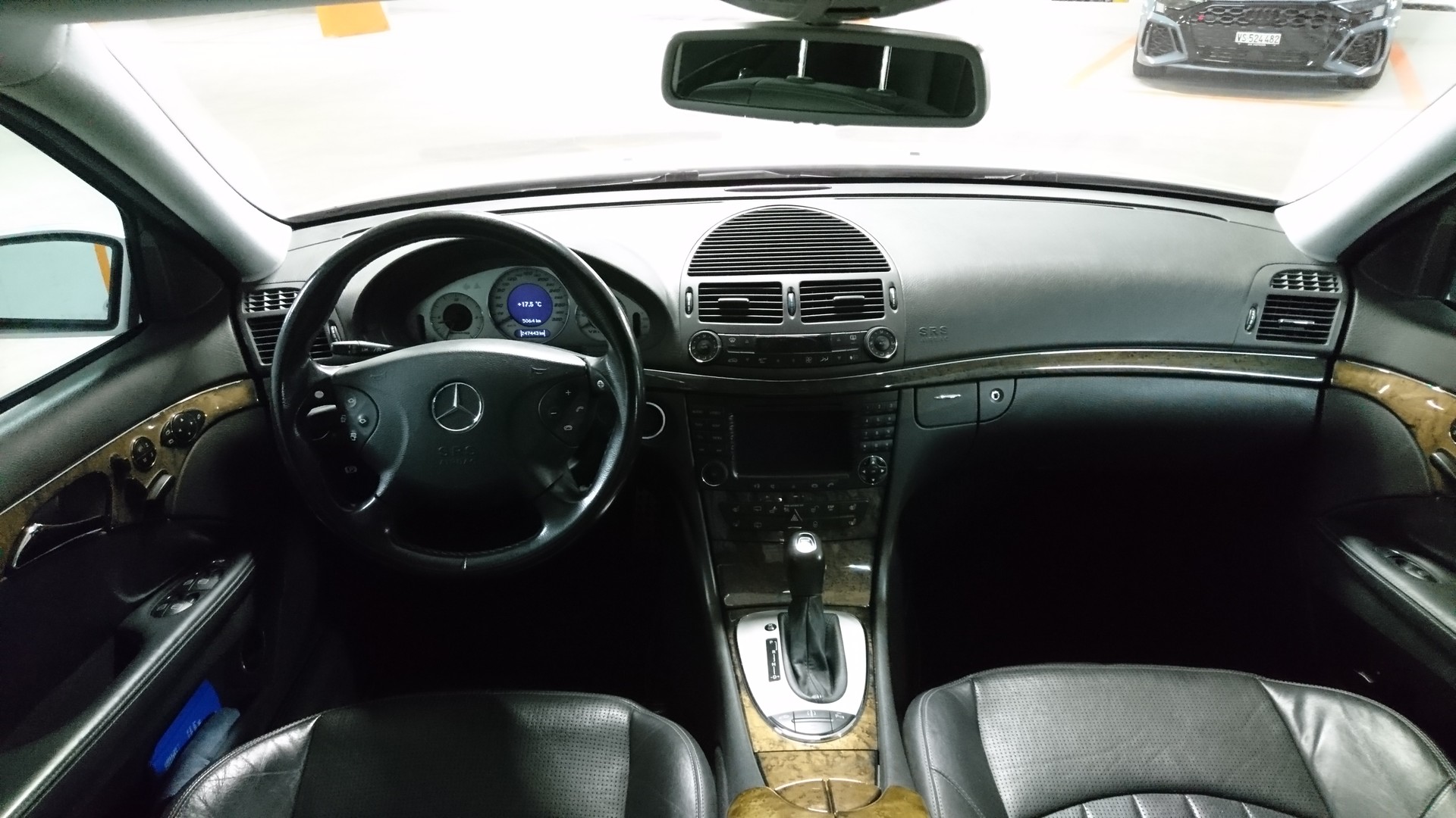 MERCEDES-BENZ E 55 V8 AMG-image-5