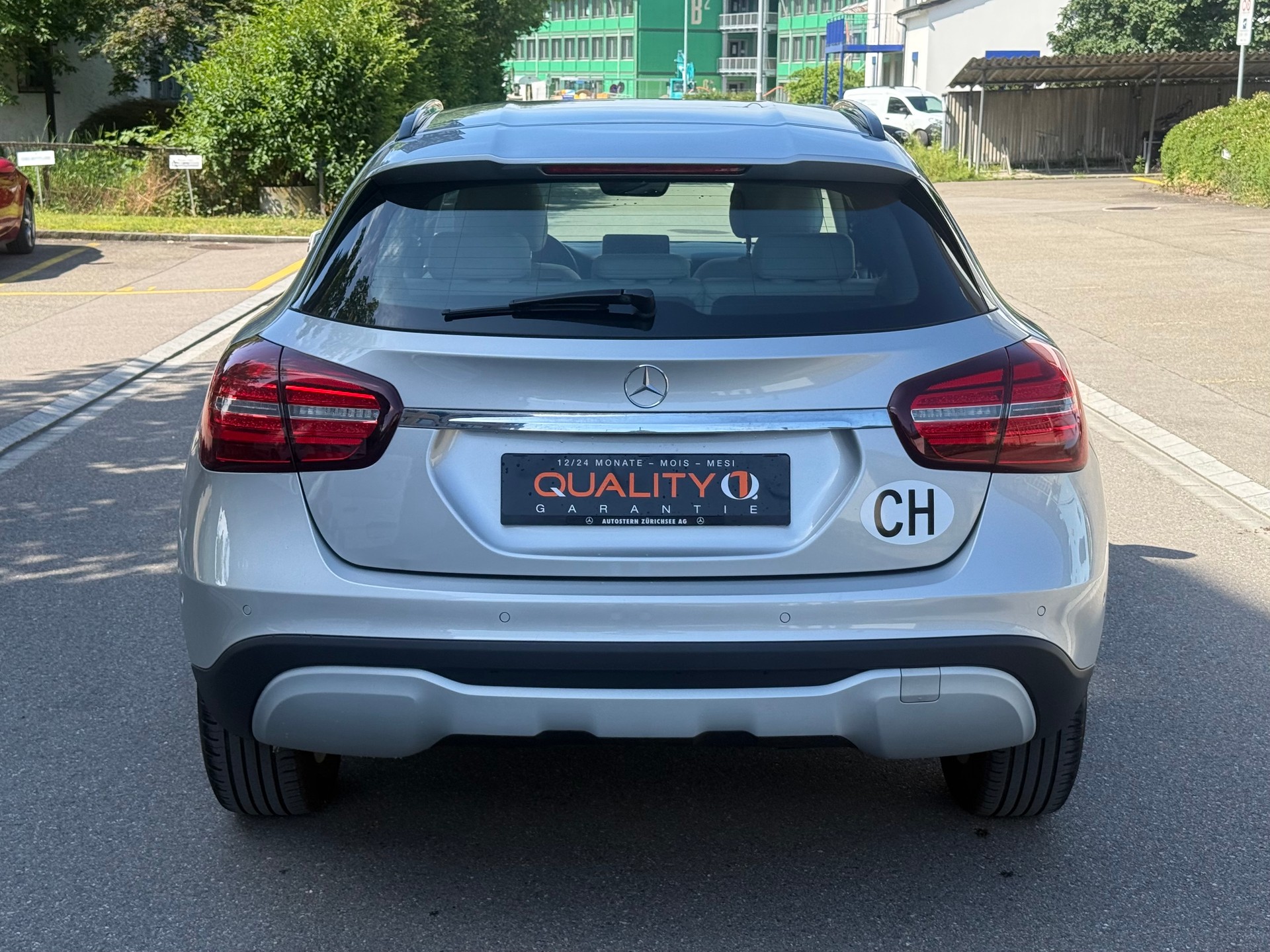 MERCEDES-BENZ GLA 200 CDI Style 4Matic 7G-DCT-image-4