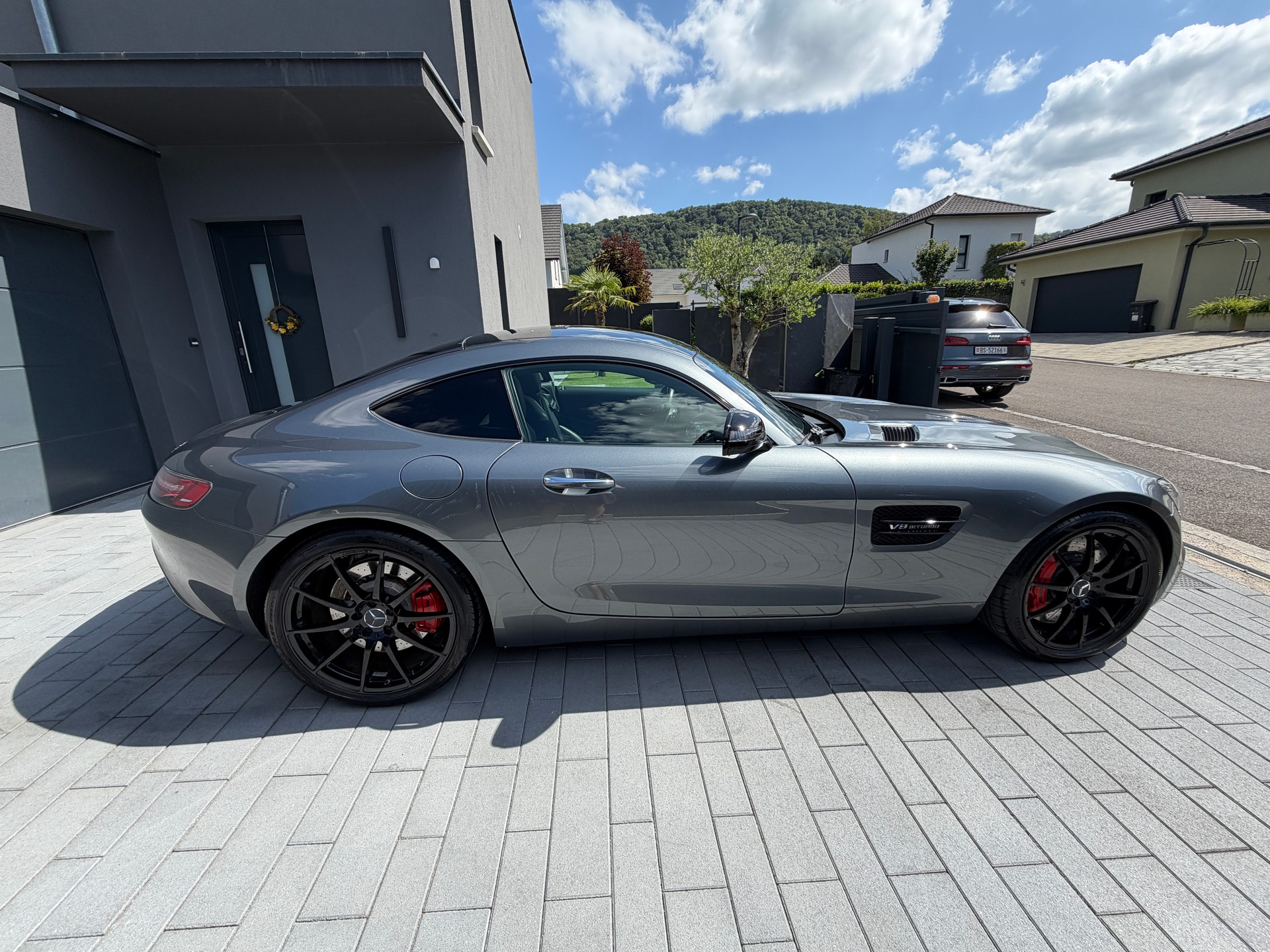 MERCEDES-BENZ AMG GT S-image-2