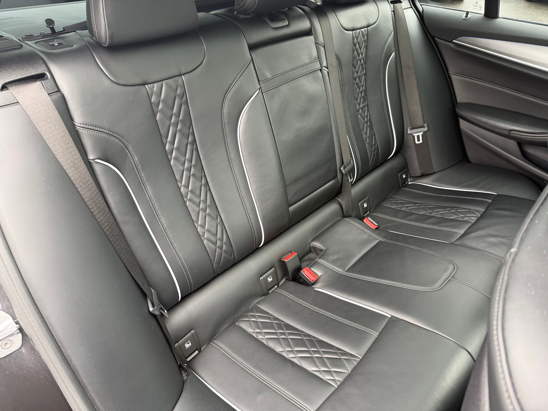 BMW 540d xDrive Touring M Sport-image-12