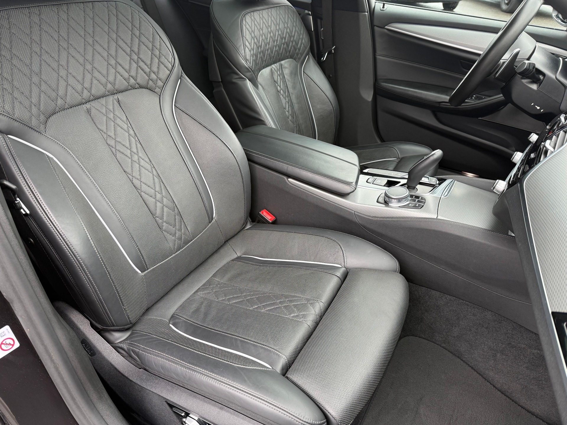 BMW 540d xDrive Touring M Sport-image-14