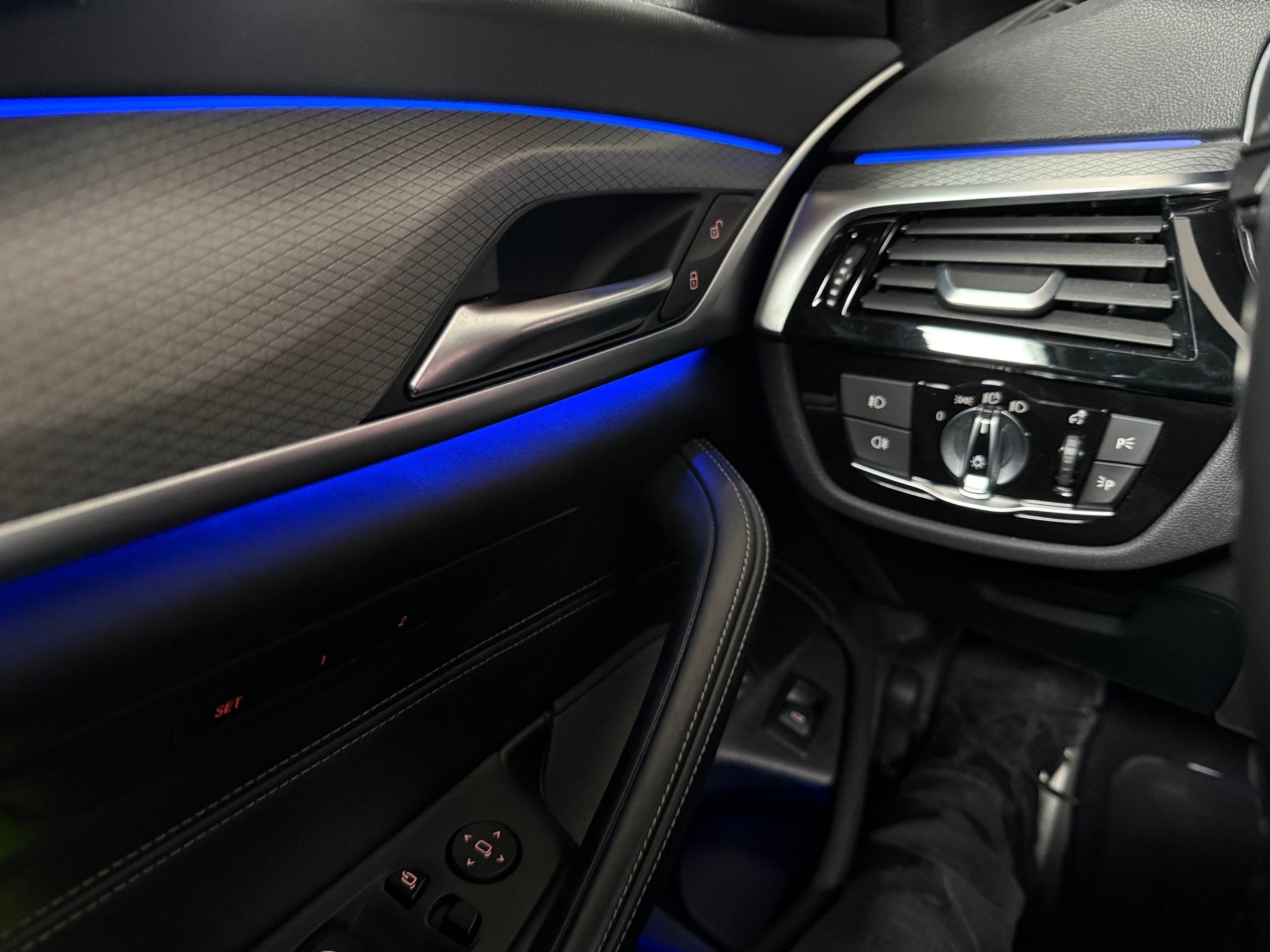 BMW 540d xDrive Touring M Sport-image-24
