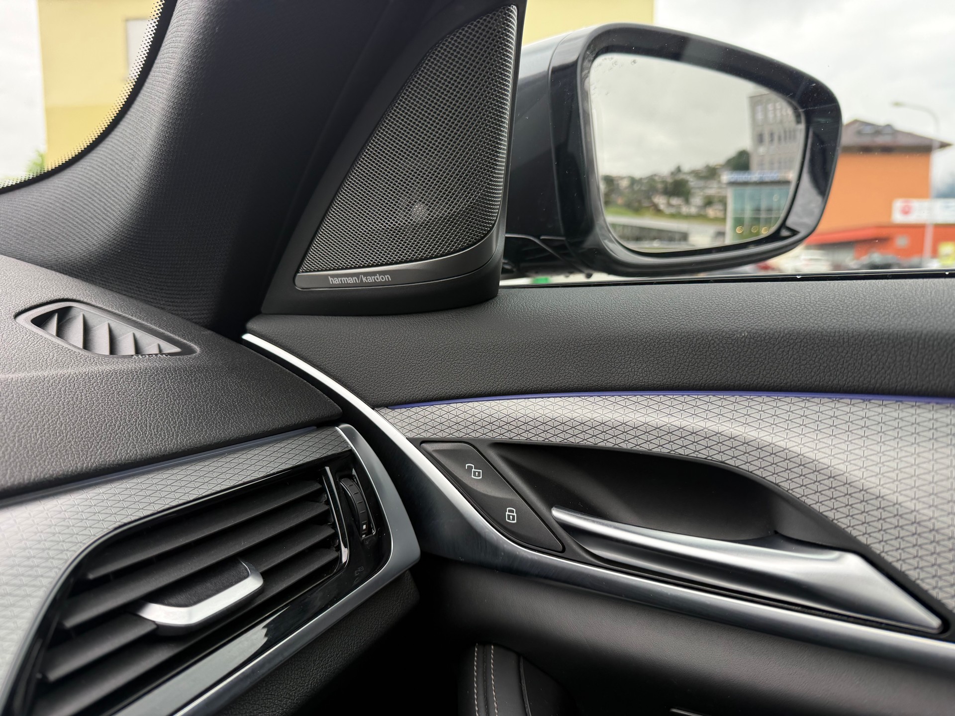 BMW 540d xDrive Touring M Sport-image-18