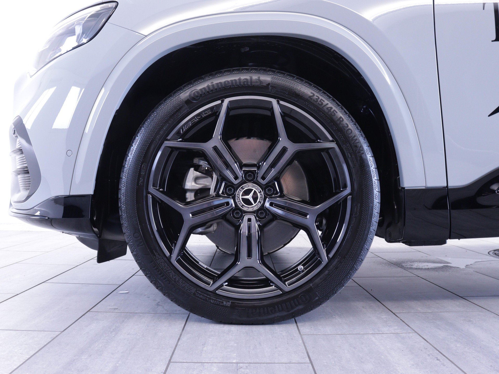 MERCEDES-BENZ GLB 220 4matic-image-14