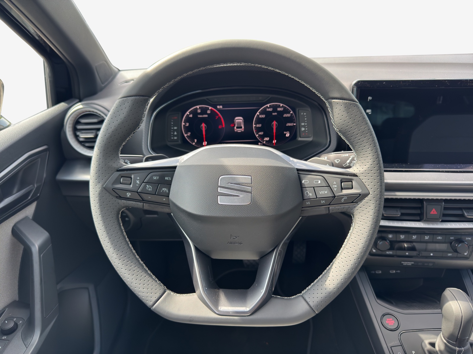 SEAT Ibiza 1.0 EcoTSI FR DSG-image-9