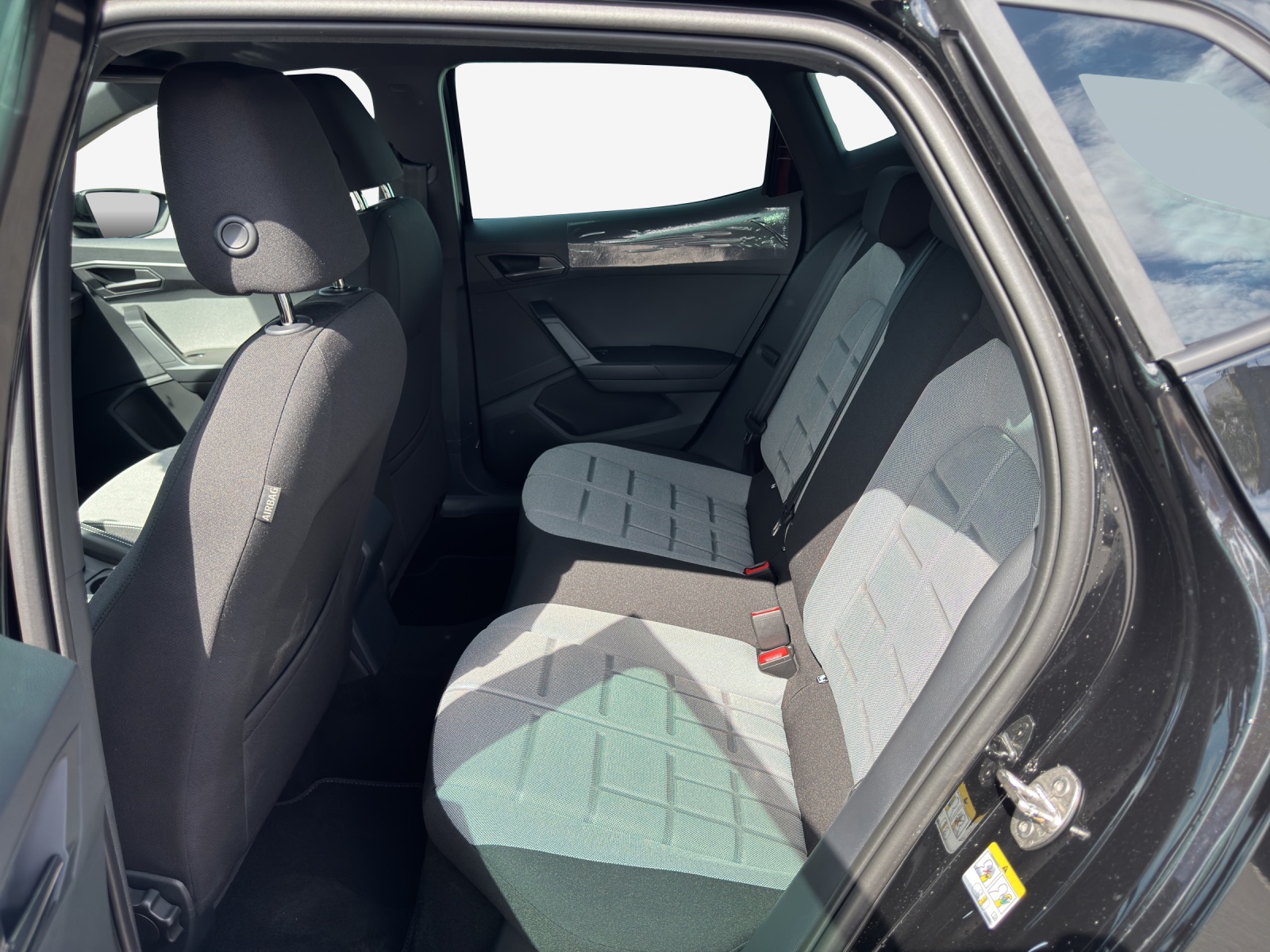 SEAT Ibiza 1.0 EcoTSI FR DSG-image-11