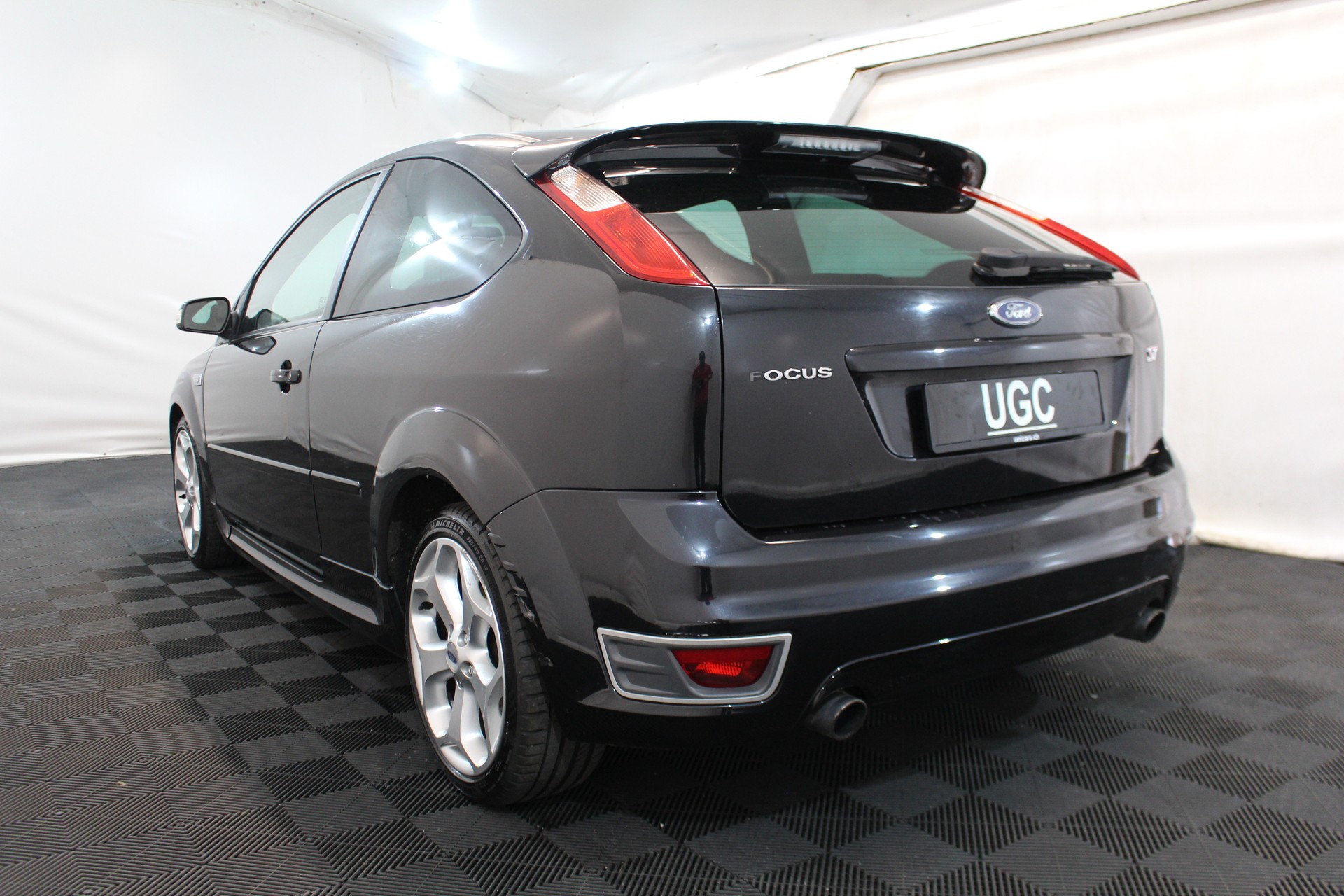 FORD Focus 2.5i 20V ST-showroom-element-3