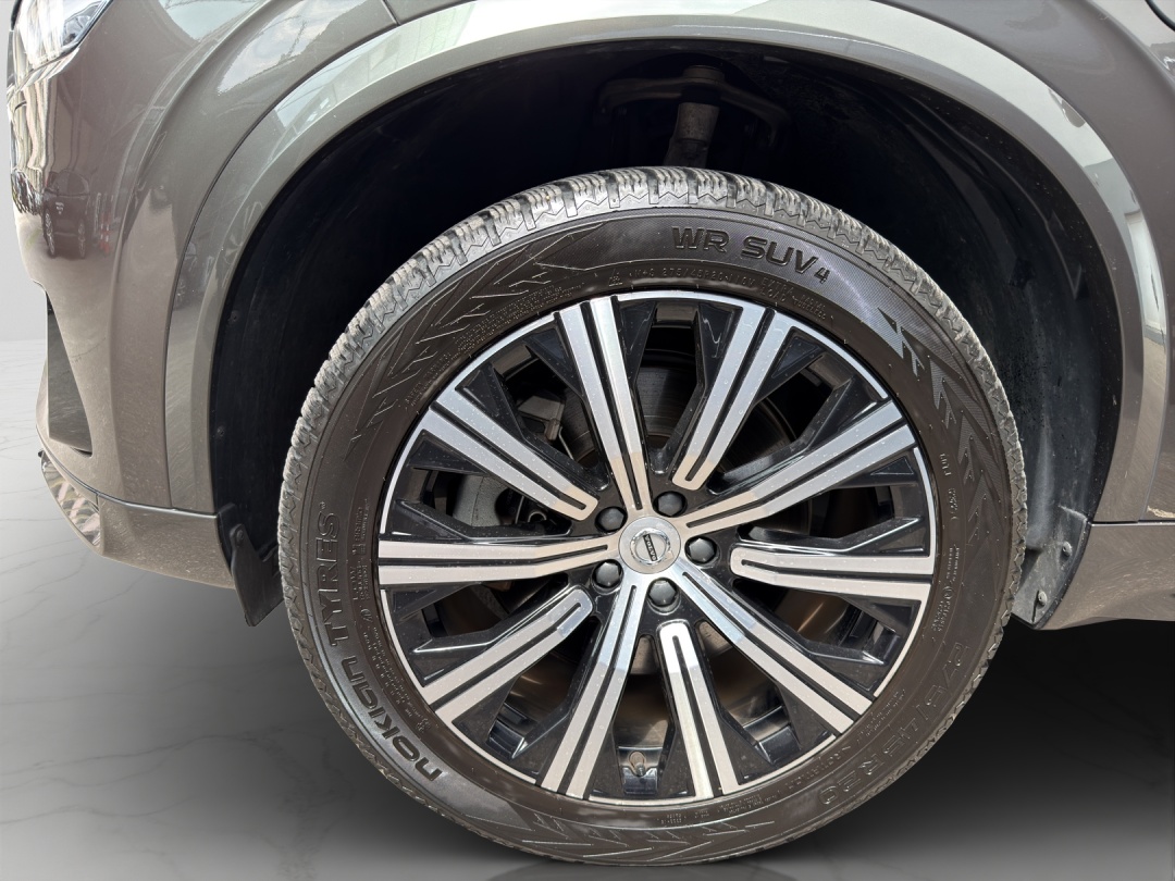 VOLVO XC90 T8 eAWD PluginHybrid Plus Dark Geartronic-image-16