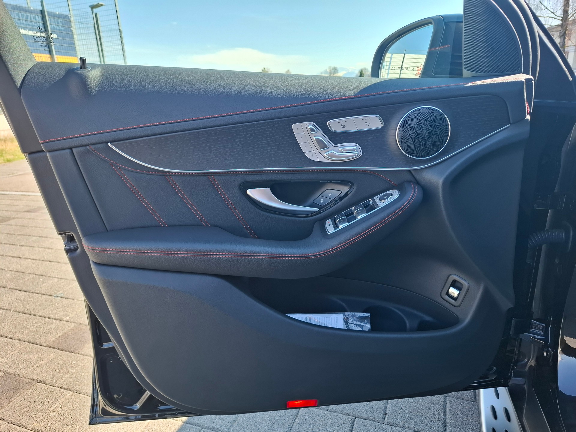 MERCEDES-BENZ GLC 43 AMG 4m-image-7