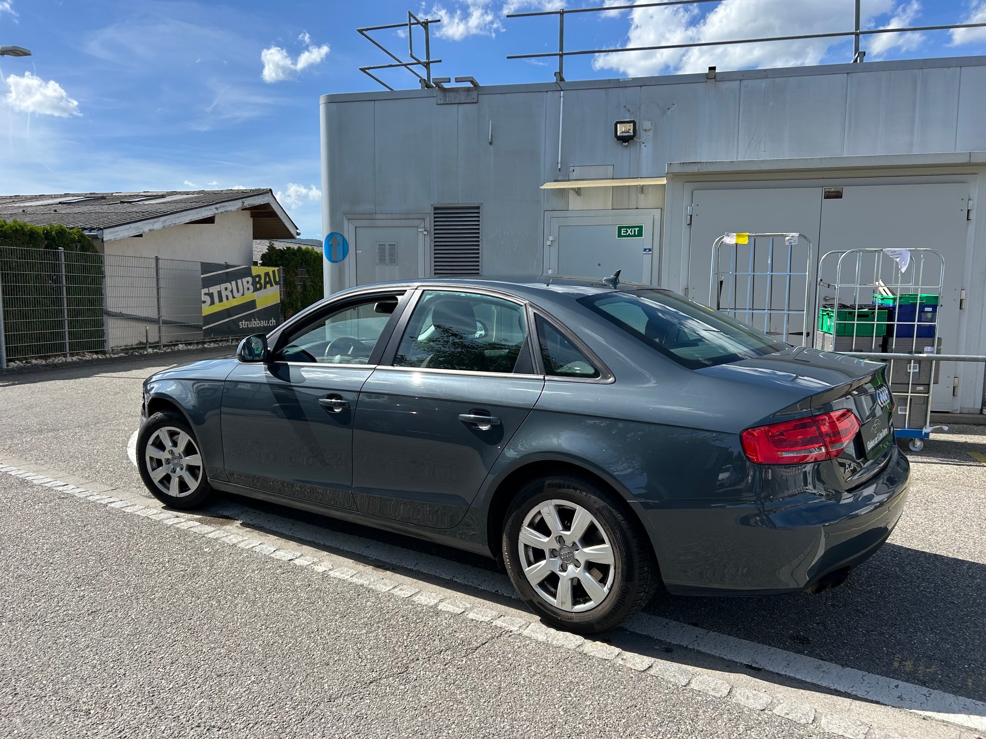 AUDI A4 Limousine 2.0 TFSI-image-7