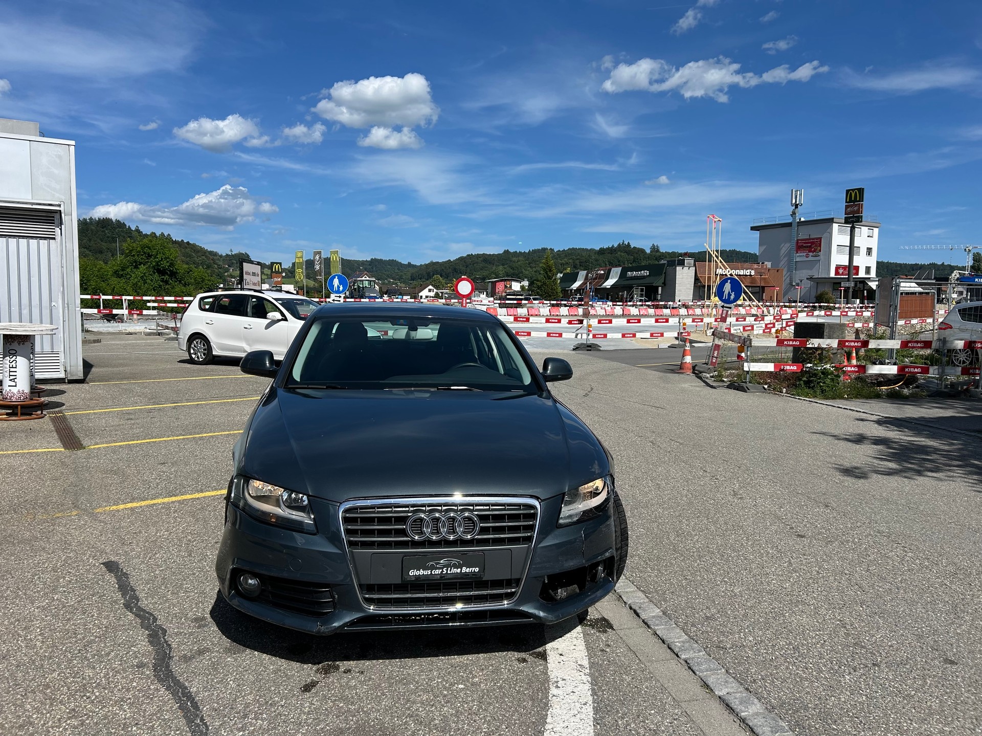 AUDI A4 Limousine 2.0 TFSI-image-0
