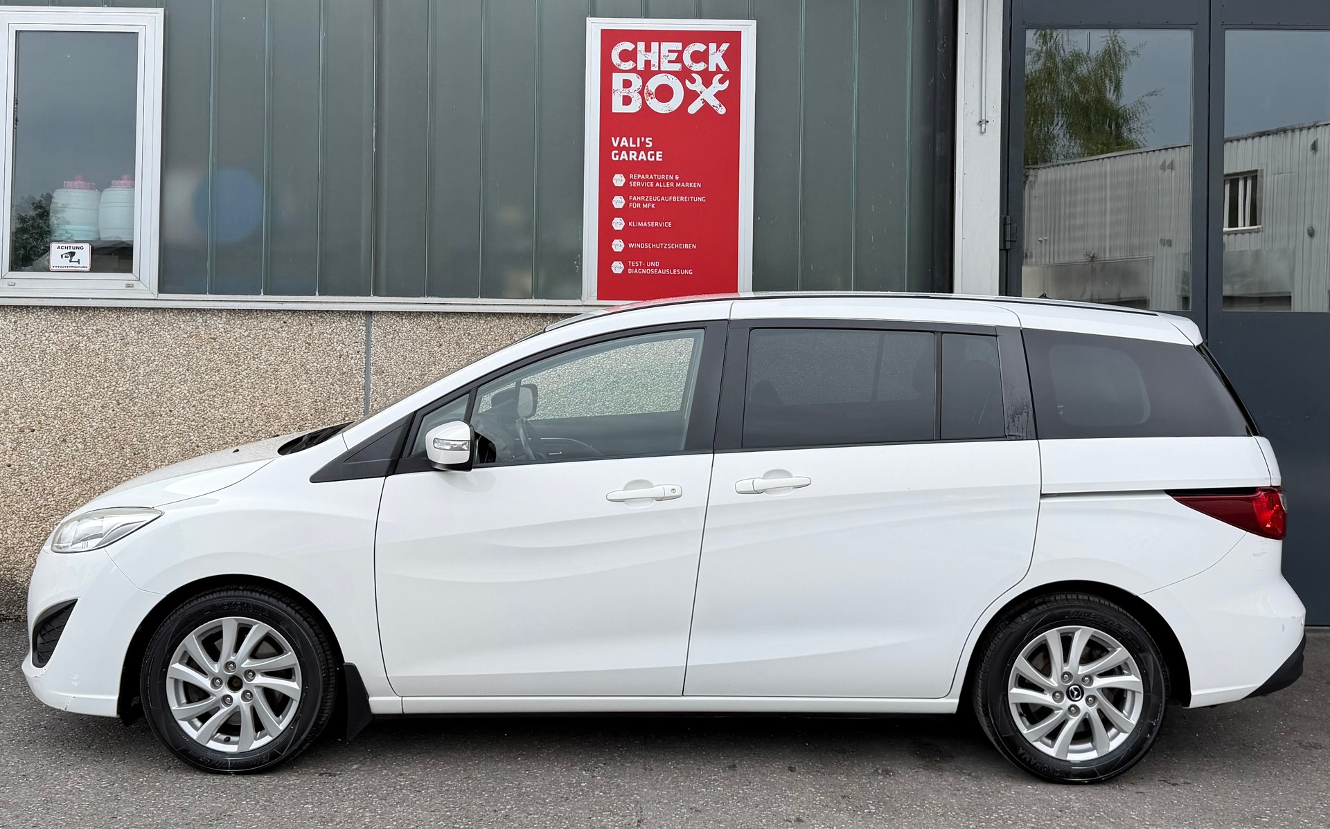MAZDA 5 2.0 16V Exclusive-image-1
