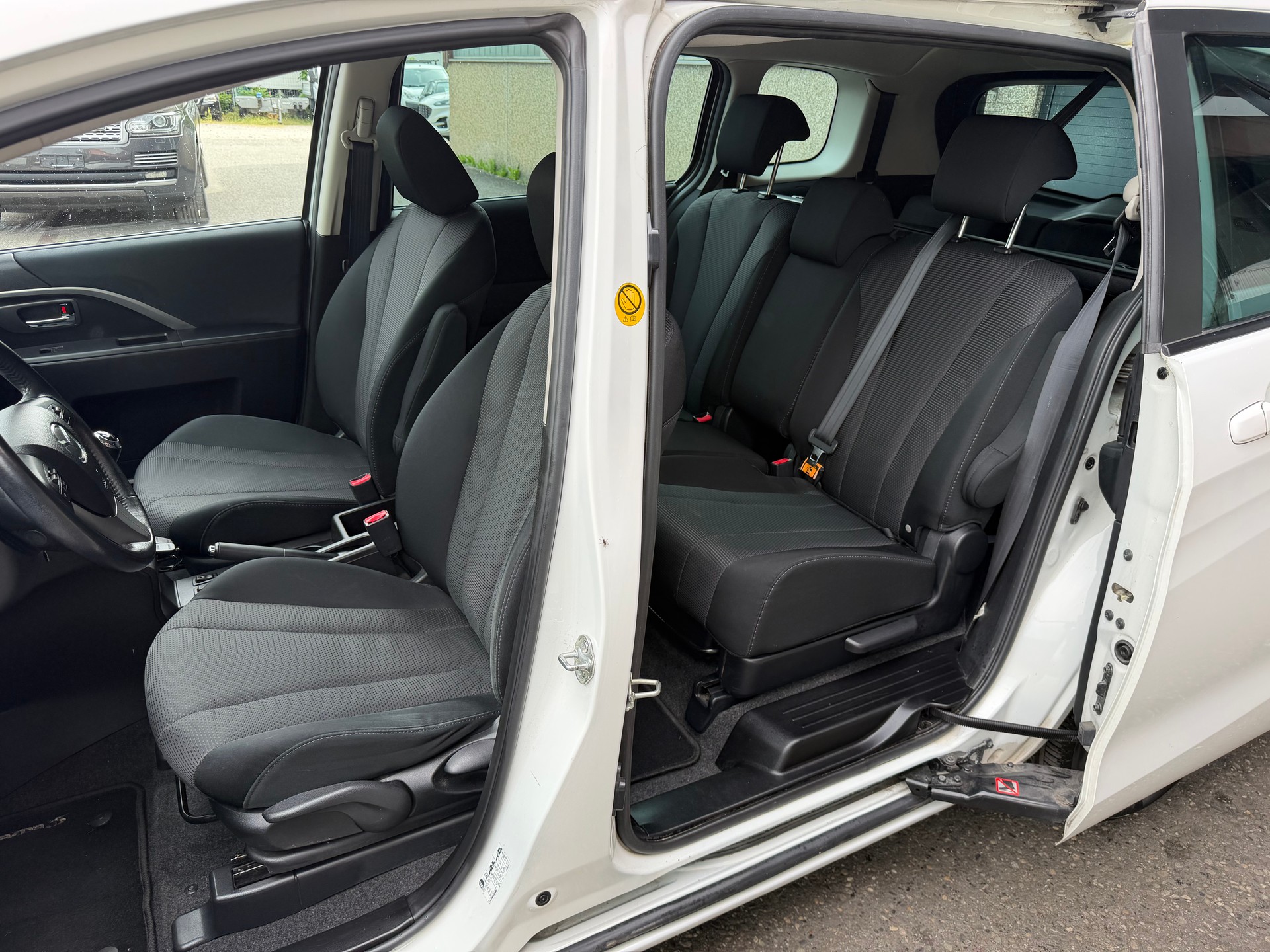 MAZDA 5 2.0 16V Exclusive-image-12