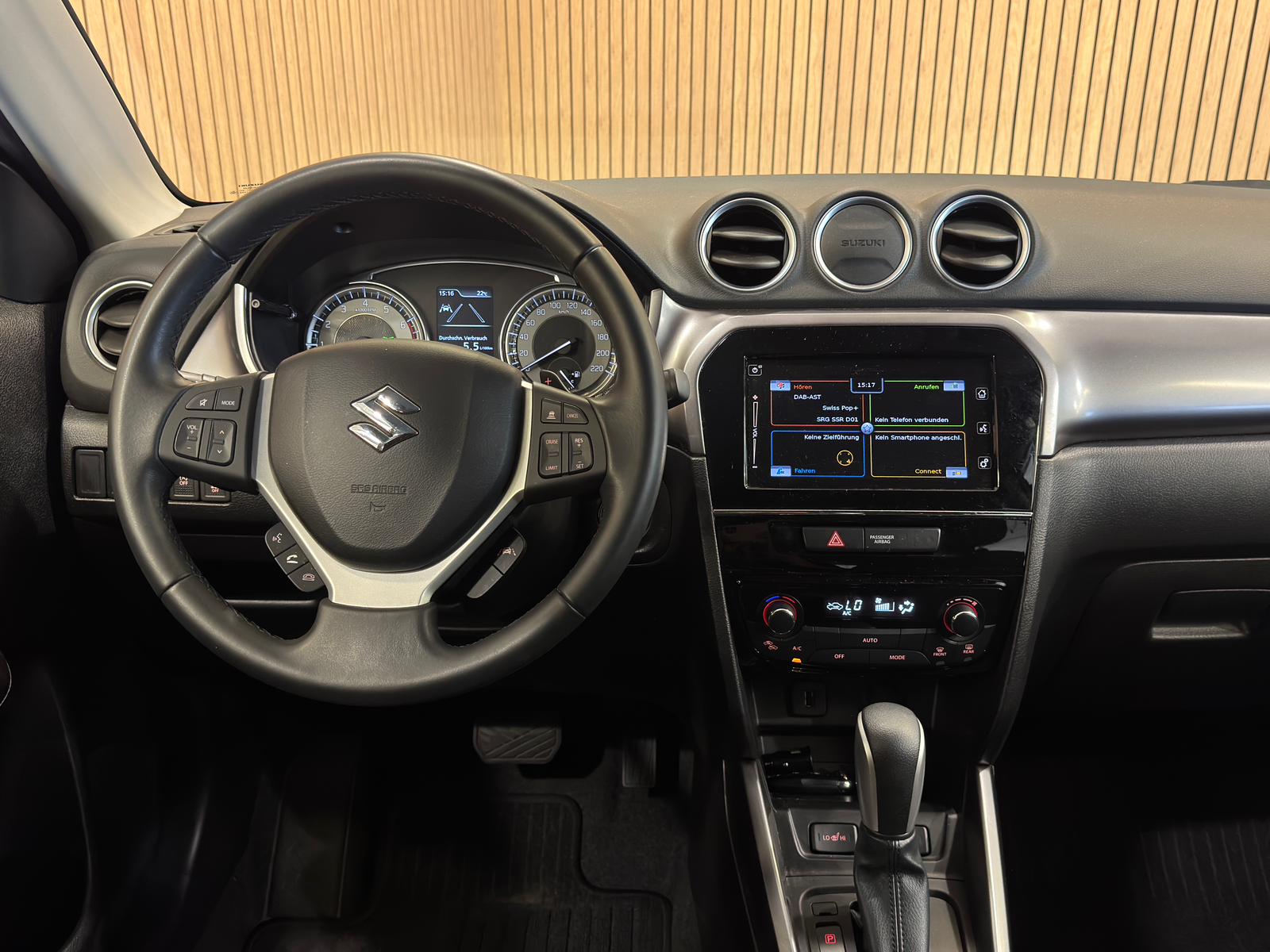 SUZUKI Vitara 1.4 Boosterjet Generation Hybrid Automatic-image-5