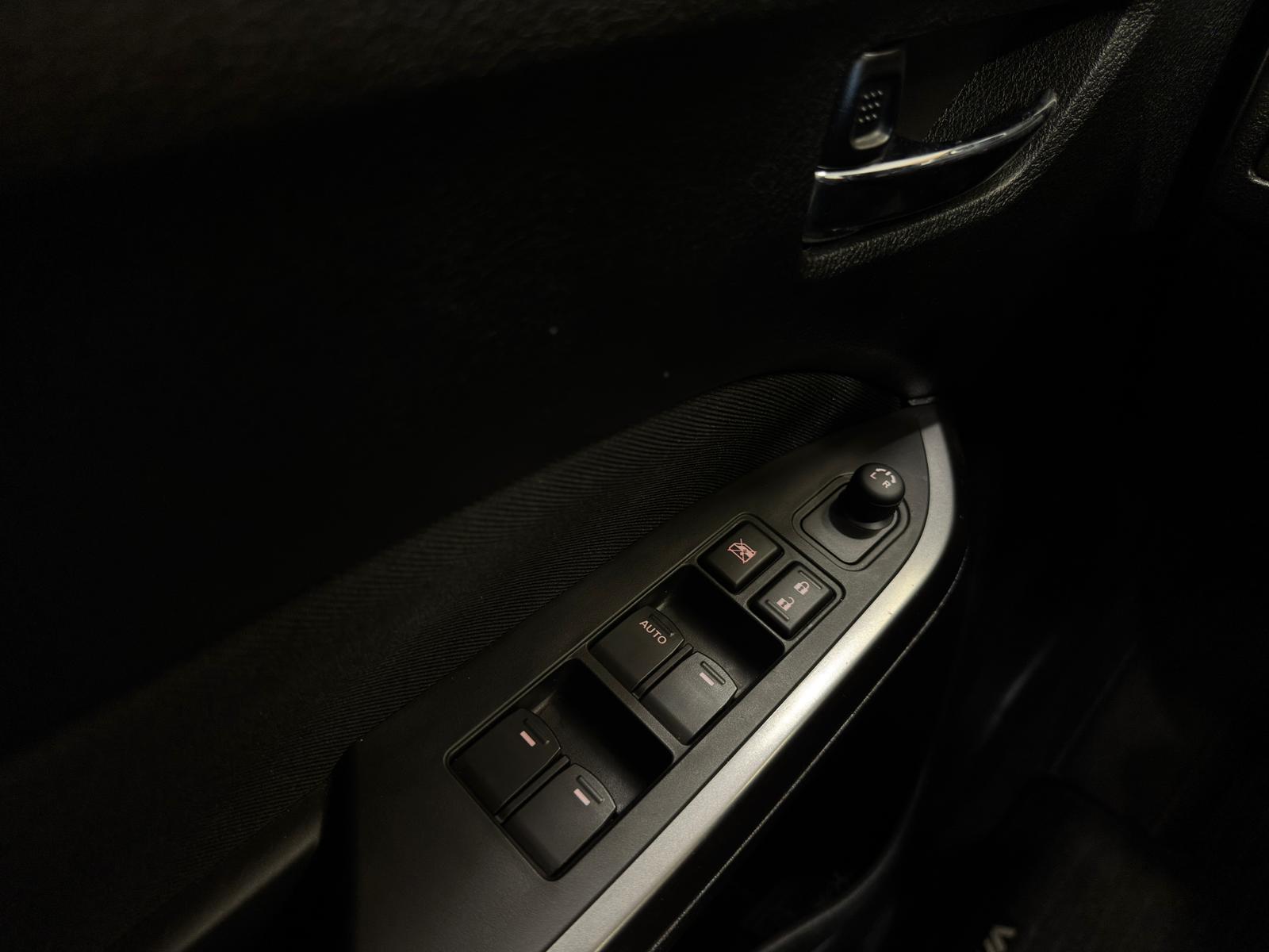 SUZUKI Vitara 1.4 Boosterjet Generation Hybrid Automatic-image-10