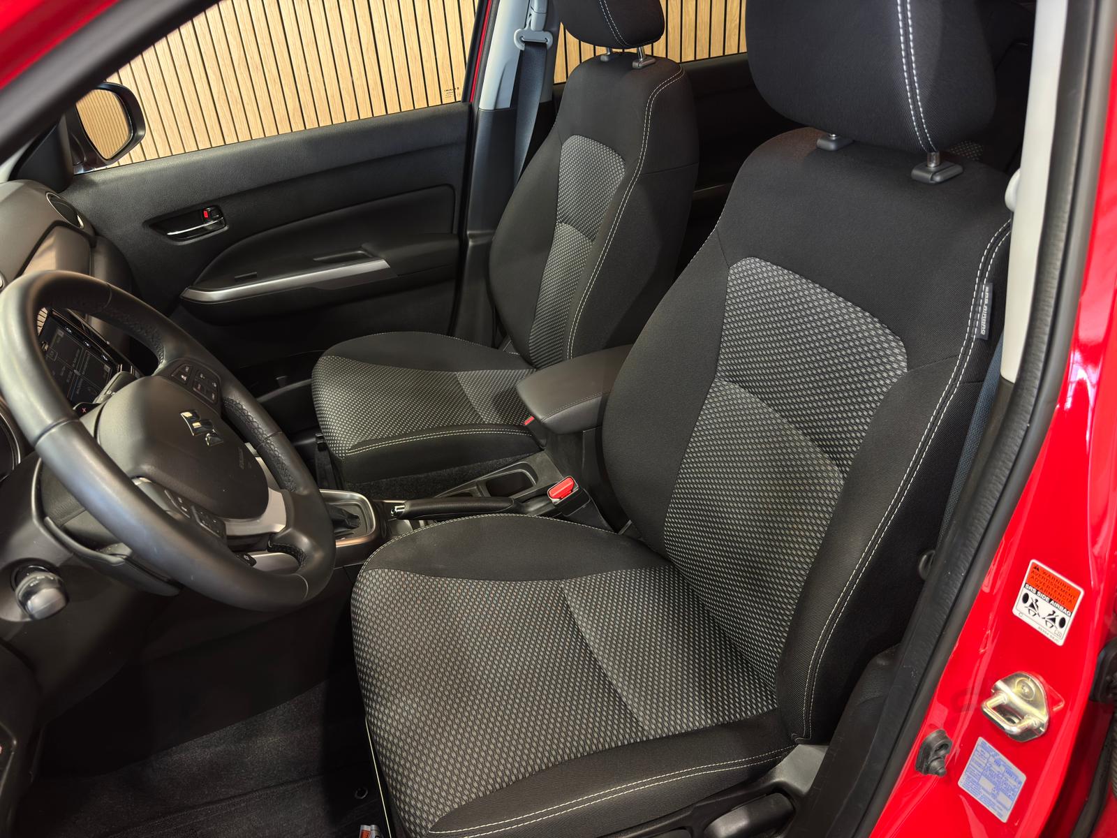 SUZUKI Vitara 1.4 Boosterjet Generation Hybrid Automatic-image-14