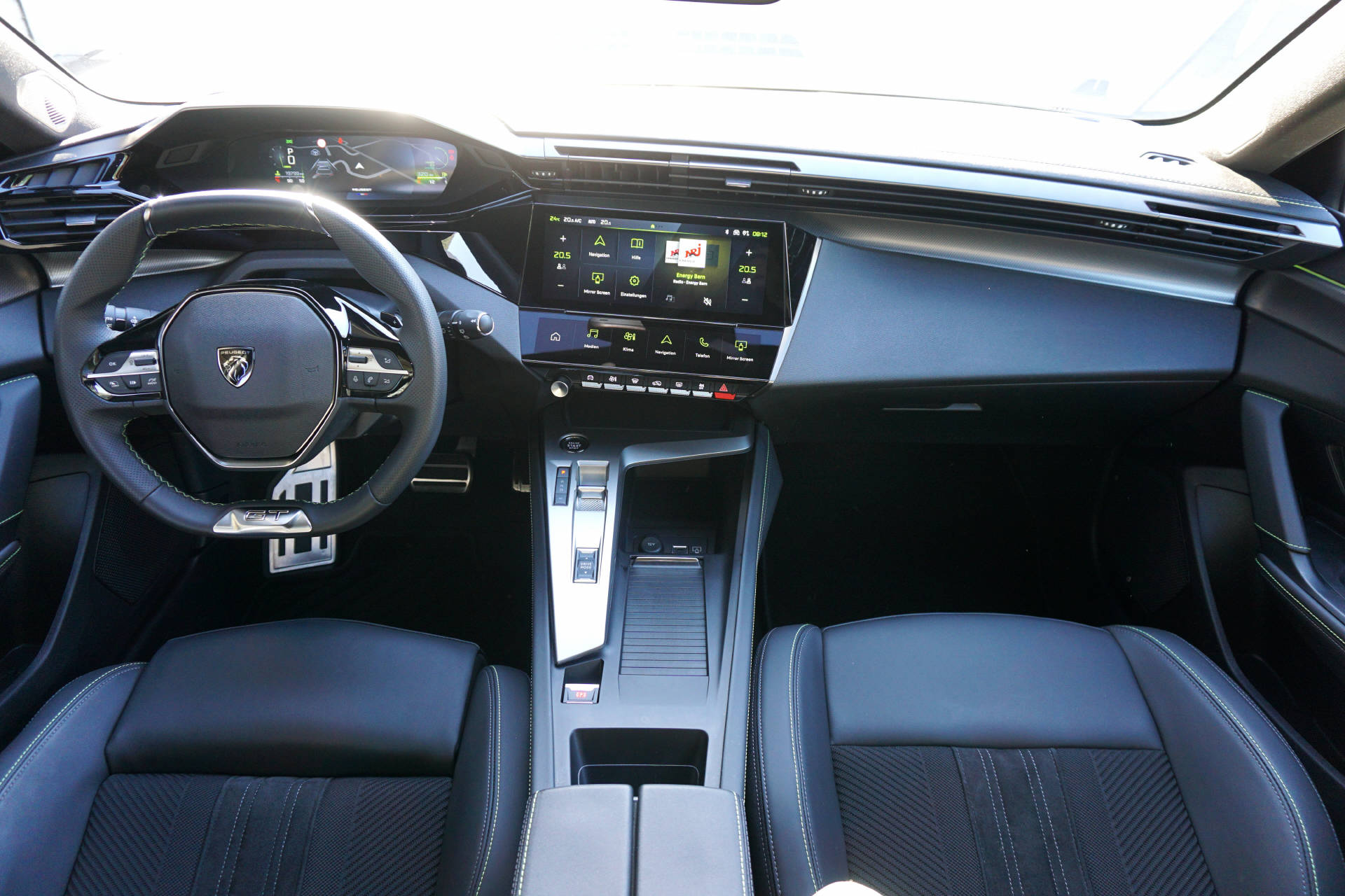 PEUGEOT 308 SW 1.2 Hybrid GT-image-6