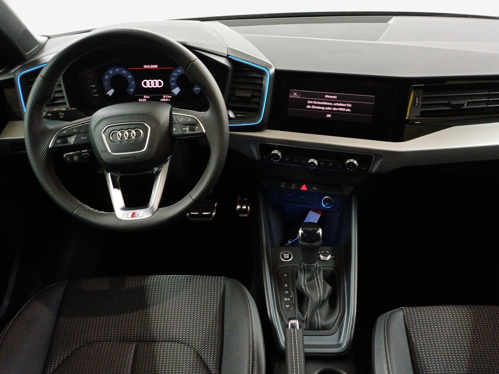 AUDI A1 Sportback 30 TFSI S Line S-tronic-image-8