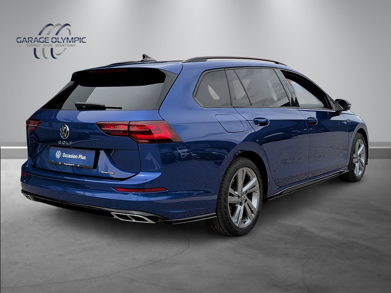 VW Golf Variant 2.0 TSI R-Line DSG 4Motion-image-2